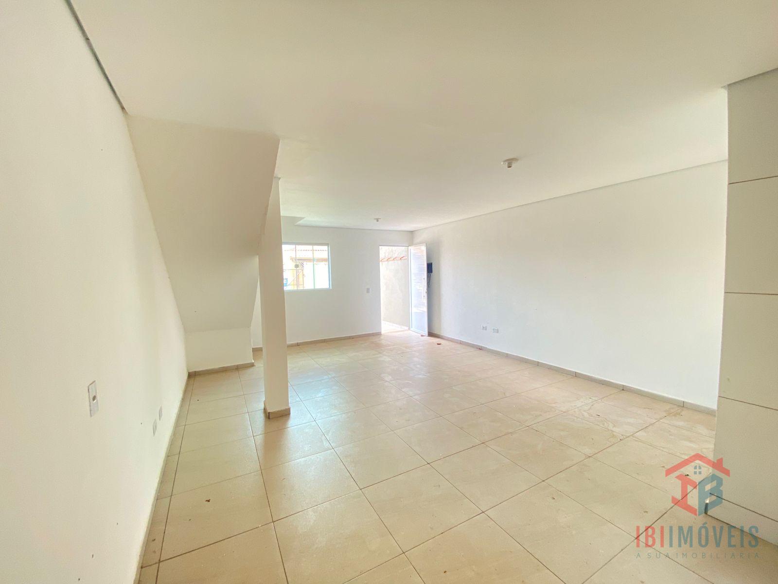 Linda casa com 3 dormitórios à venda, próximo ao centro, IBIUN...