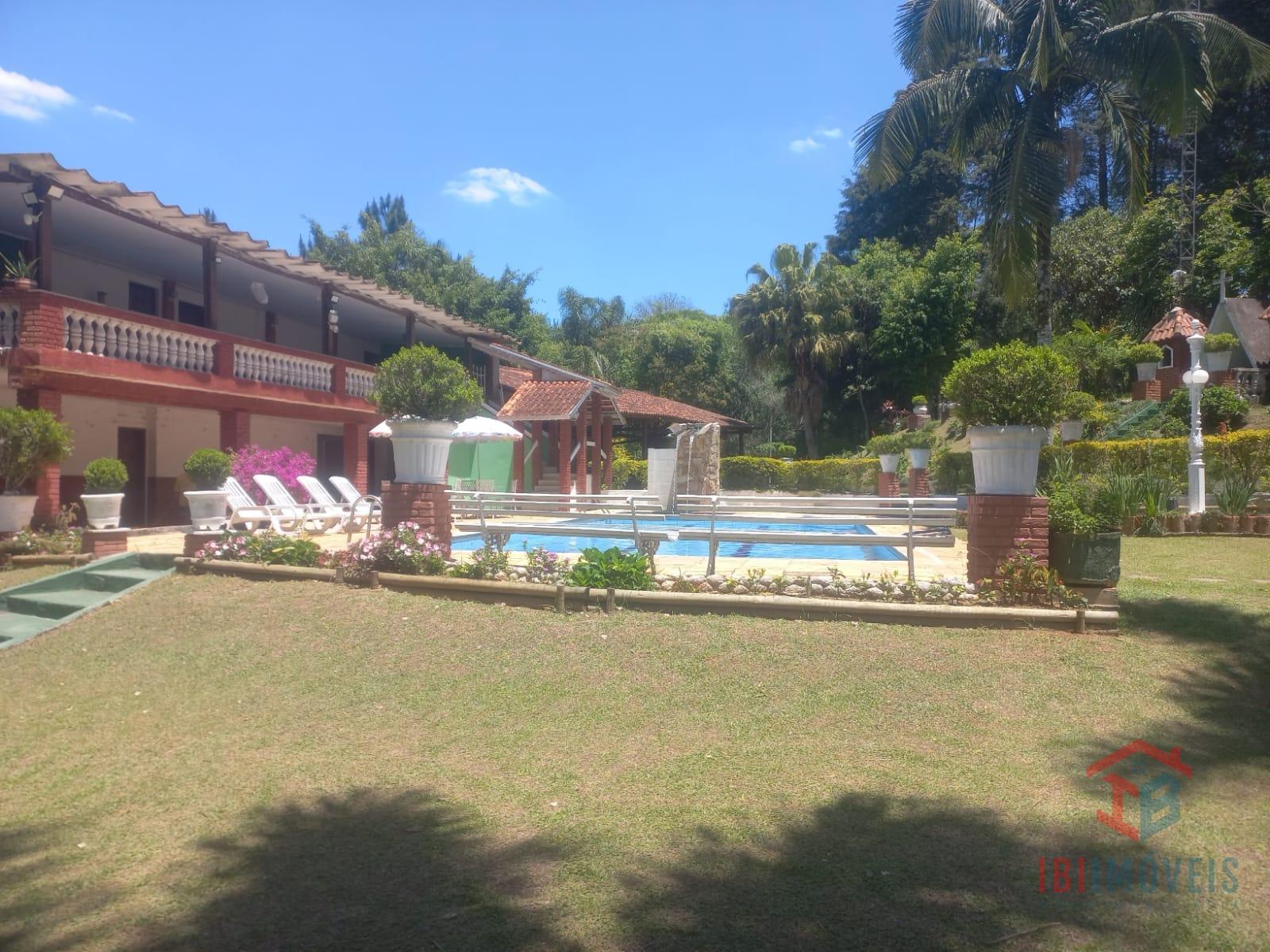 Lindo sítio a venda na cidade de Ibiúna SP.