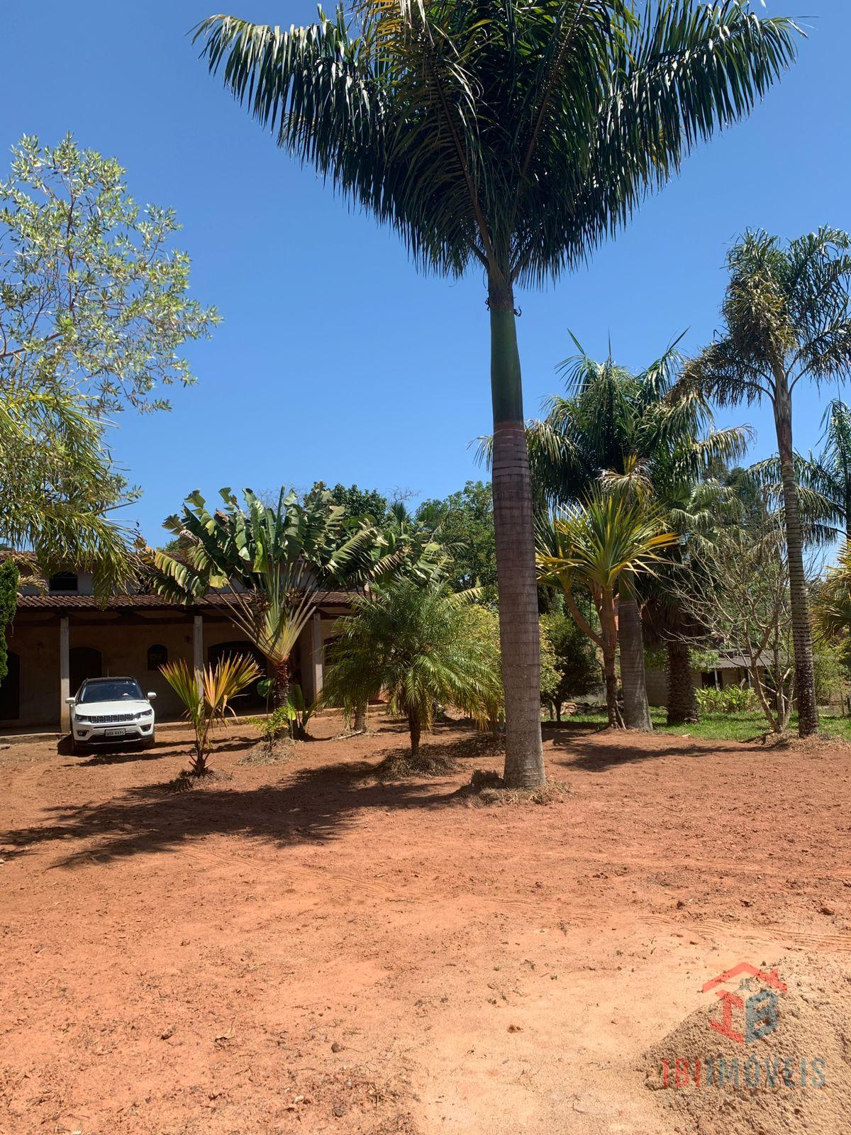 Linda Chácara à Venda  Em Ibiúna  SP -  1800 m2 de  Conforto, ...