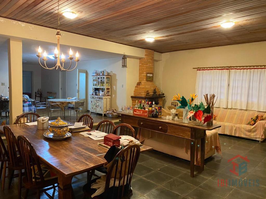 Maravilhoso Sítio em Ibiúna  33.000 m  de puro encanto 