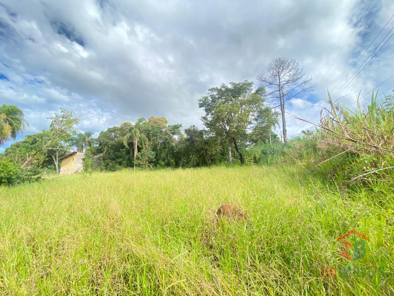Lindo terreno totalmente plano com documentação em ordem a ven...