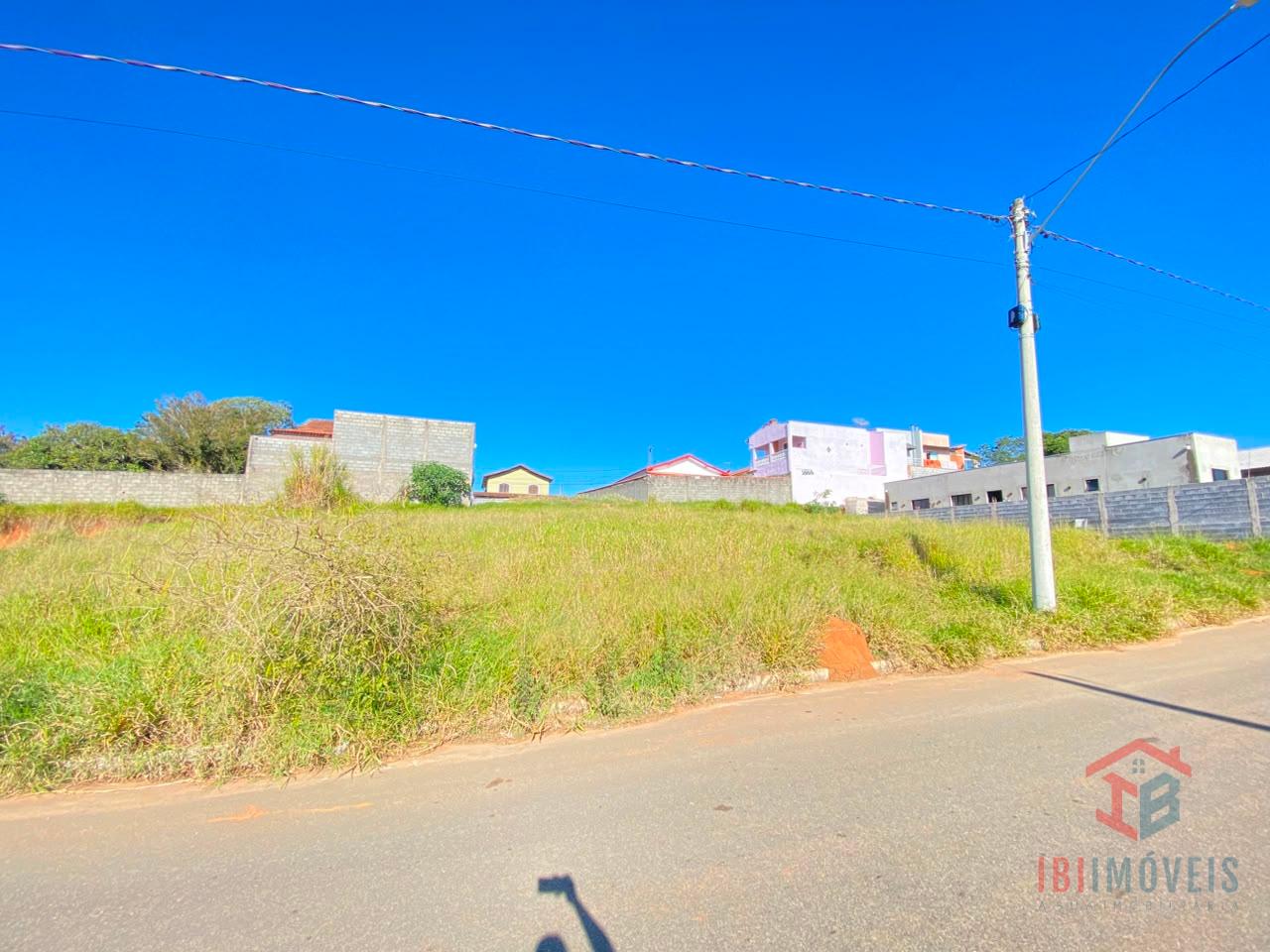 Lindo lote plano pronto pra construir proximo ao centro IBIUNA...