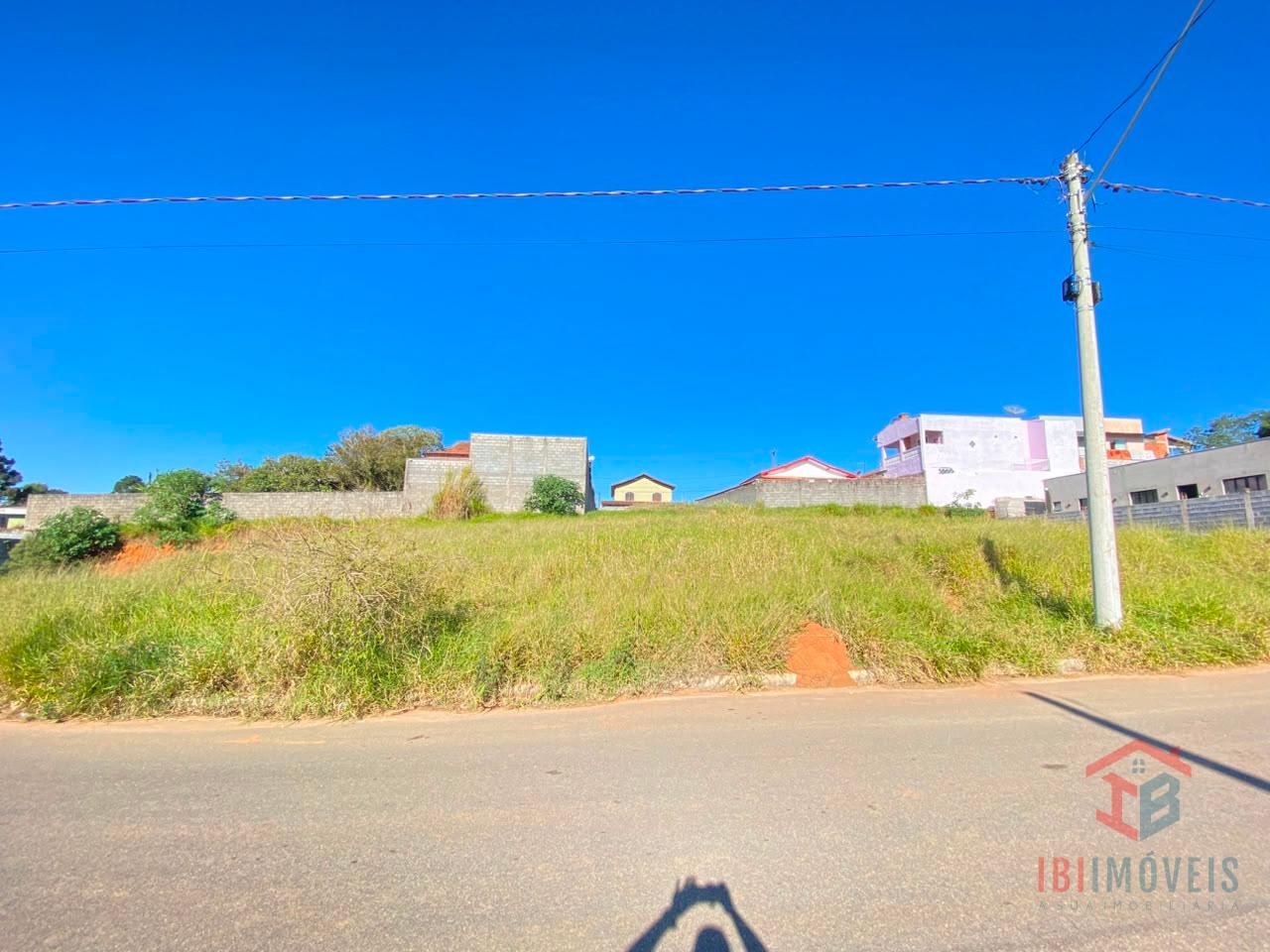 Lindo lote plano pronto pra construir proximo ao centro IBIUNA...