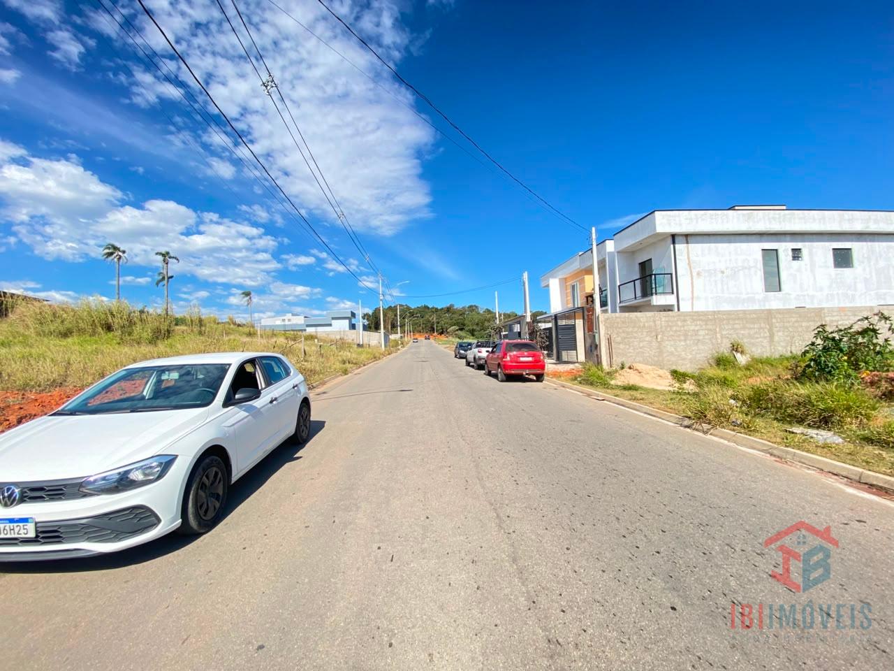 Lindo lote plano pronto pra construir proximo ao centro IBIUNA...