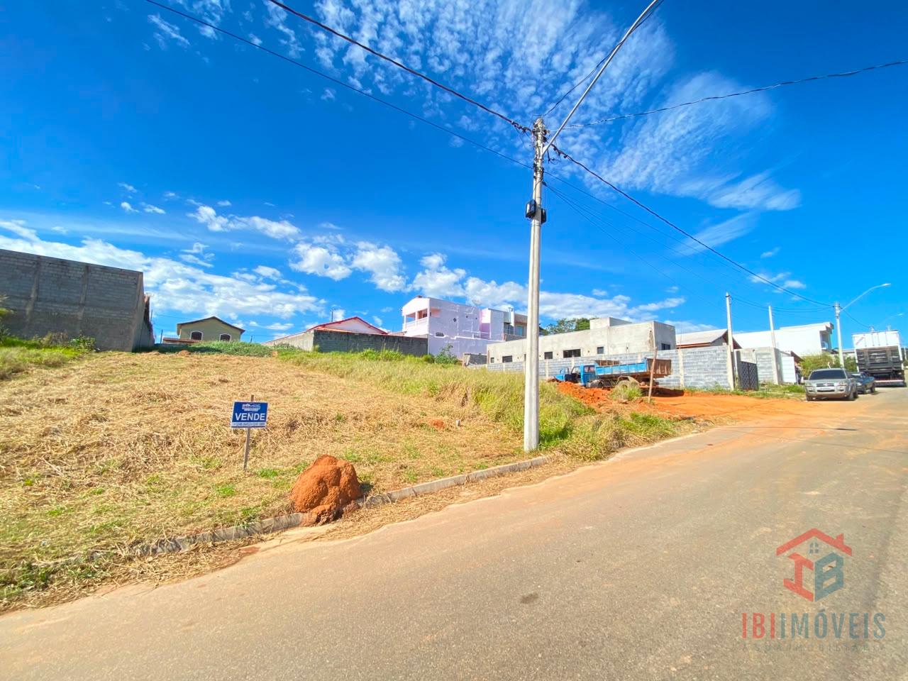 Lindo lote plano pronto pra construir proximo ao centro IBIUNA...