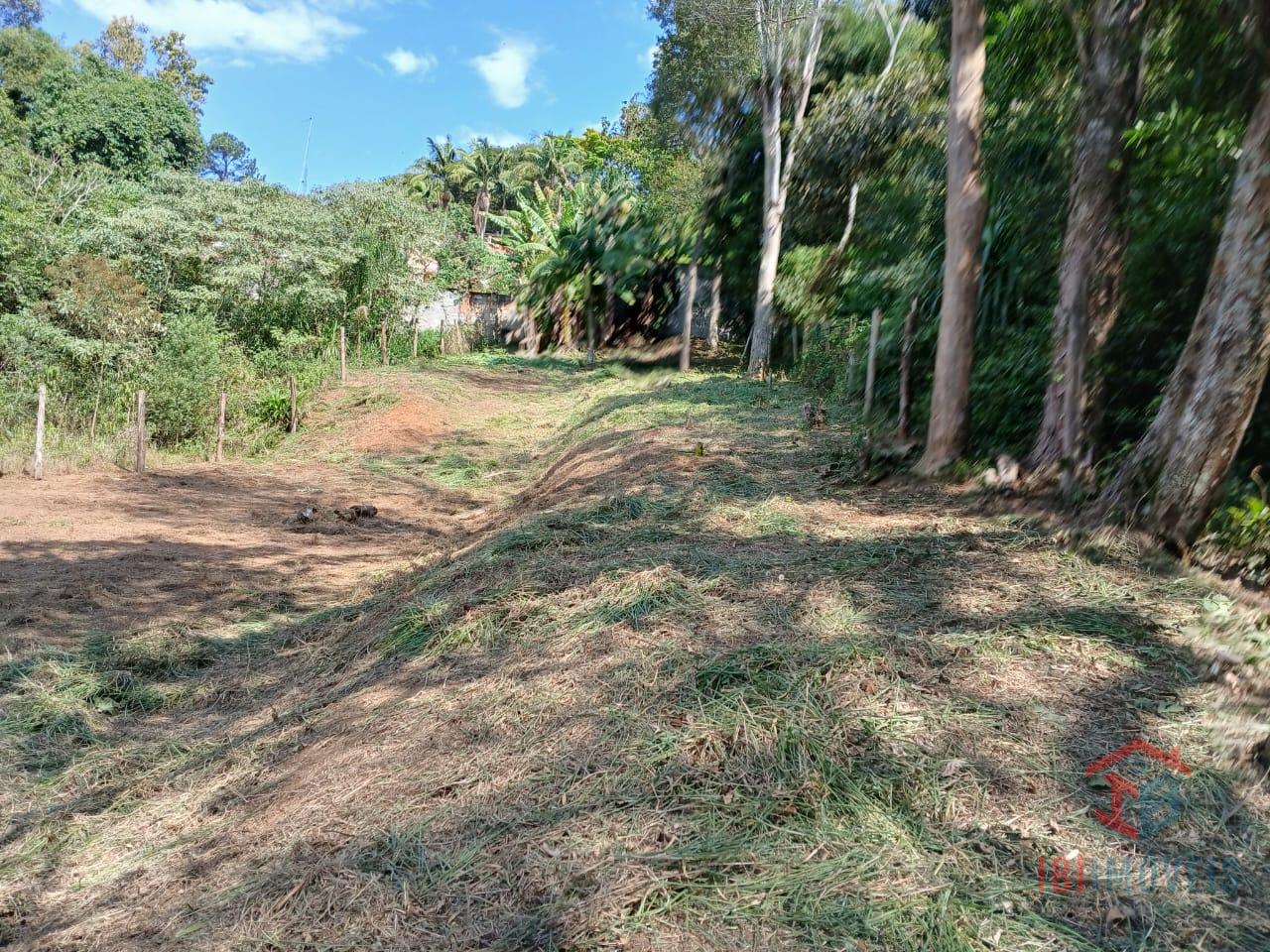 Ibiúna terreno com 1.145m² pronto para formar sua chácara