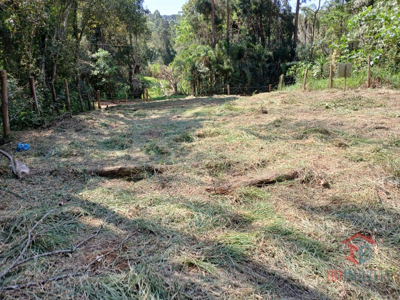 Ibiúna terreno com 1.145m² pronto para formar sua chácara