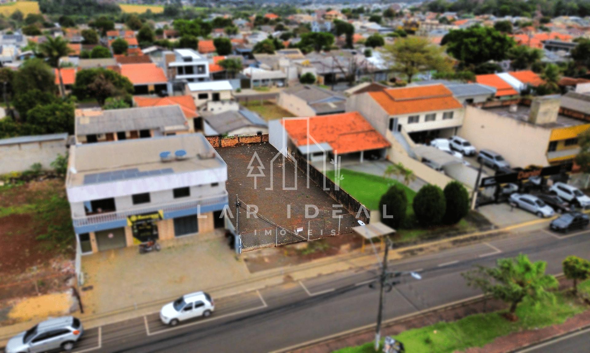 Terreno com 400m  na Avenida Andradina, próximo ao Ney Supermercado