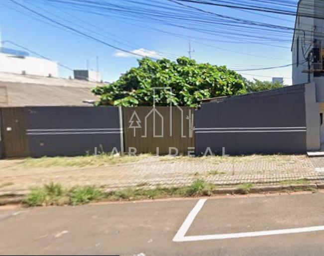 Terreno na região central perto ao Shopping JL com 384m  sendo 12,80 de frente por 30.