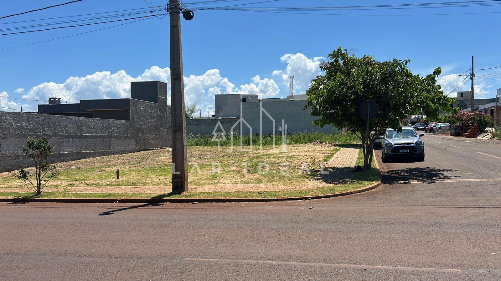 Terreno de Esquina no Dom Miguel com Parcelas no valor Aprox. de 1.522,80.