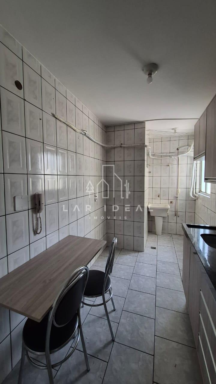 Apartamento com 03 quartos semi Mobiliado no Residencial  Ourém