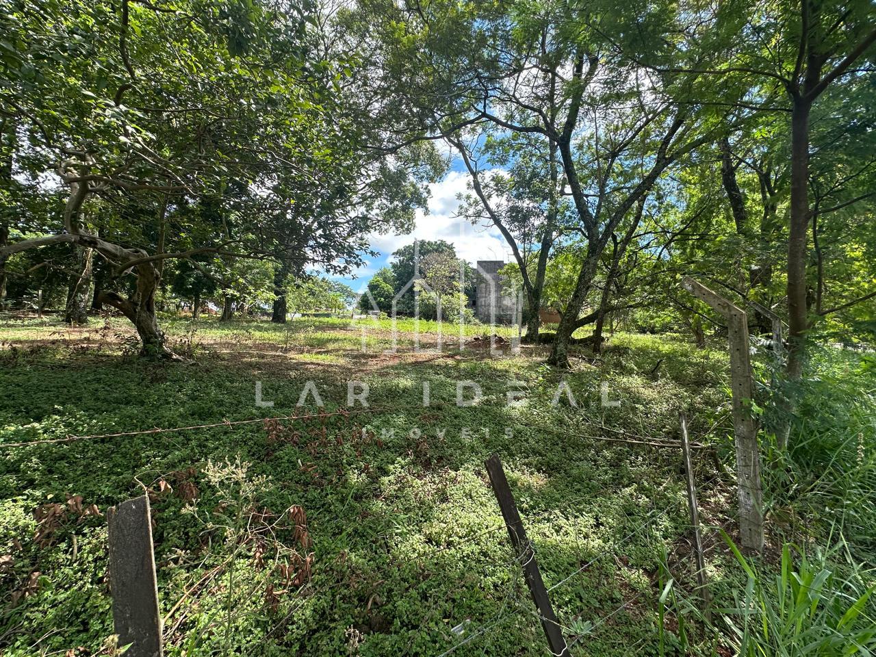 Oportunidade Única - Prédio com 7.000m  construído, em área com 14.406,79m  Próx. a Rodoviaria