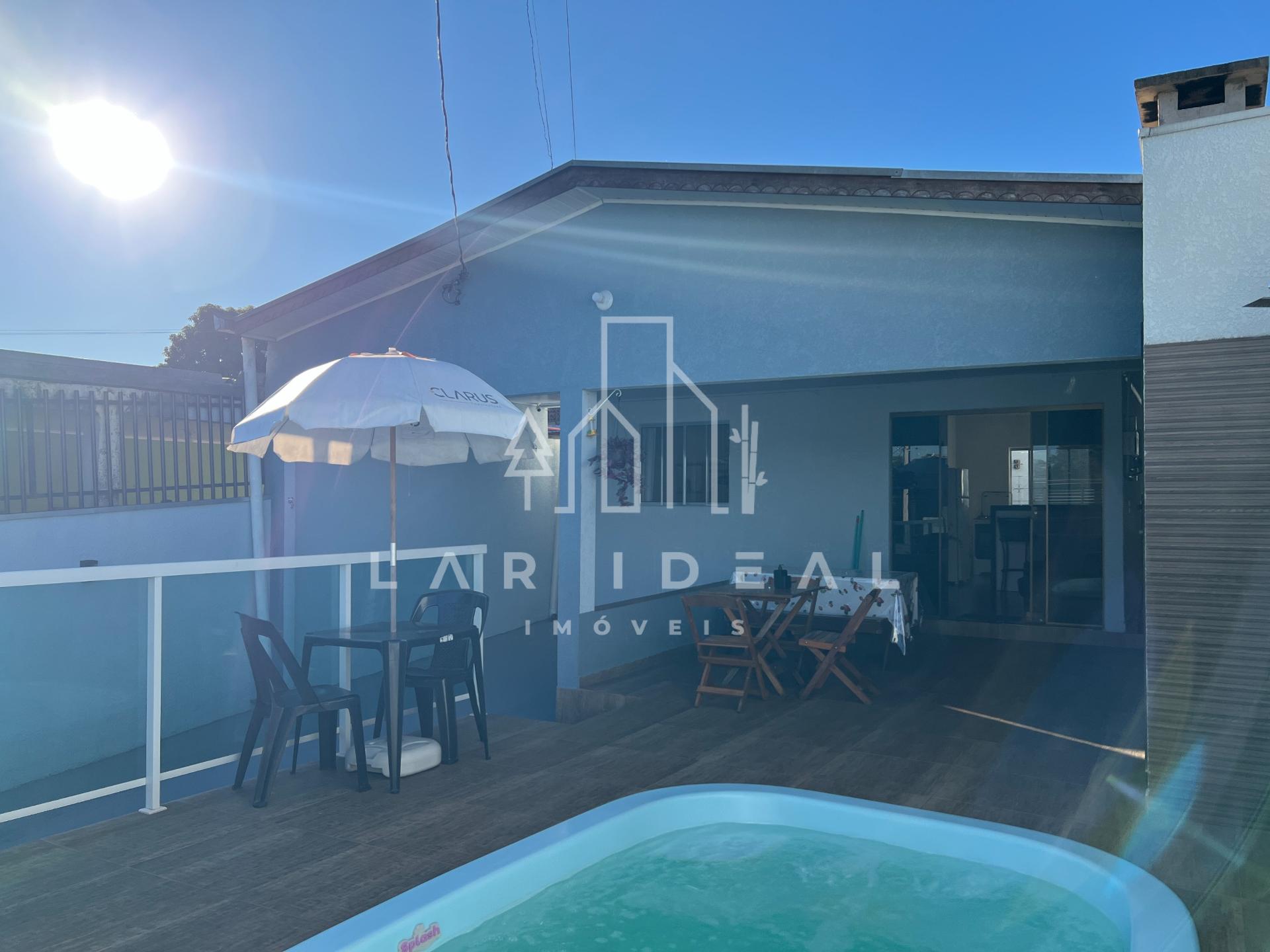 Casa mobiliada, com piscina, churrasqueira e 2 quartos na Vila Adriana