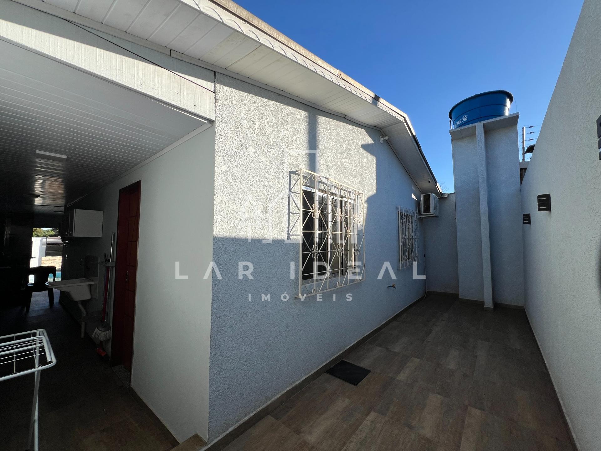 Casa mobiliada, com piscina, churrasqueira e 2 quartos na Vila Adriana