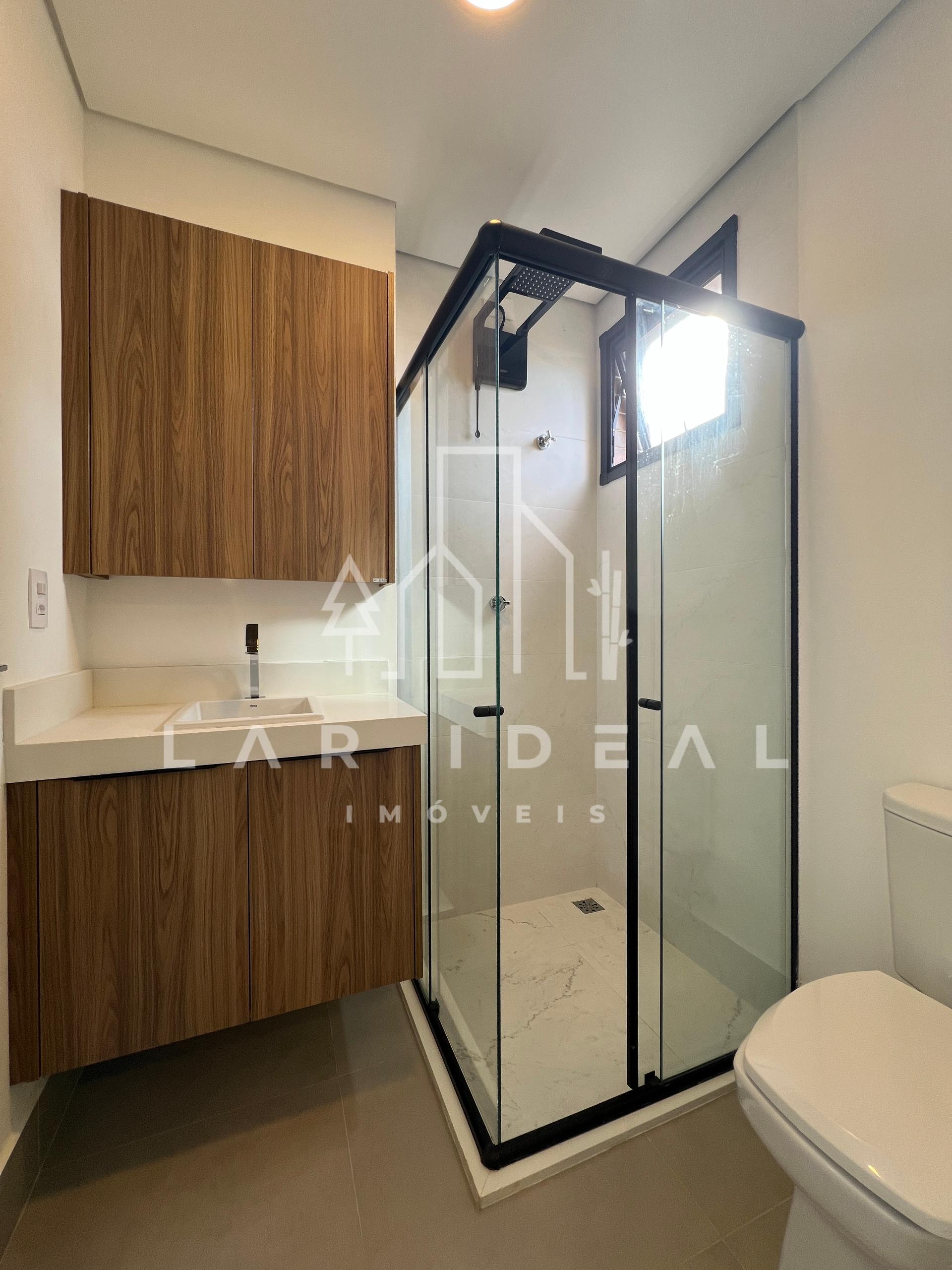 Apartamento semimobiliado na av. pedro basso, Edificio Villa Fomm, com 1 suíte e 1 quarto