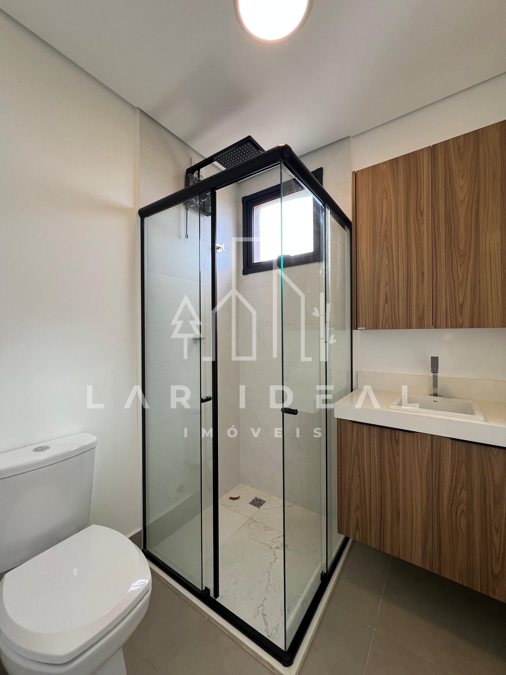Apartamento semimobiliado na av. pedro basso, Edificio Villa Fomm, com 1 suíte e 1 quarto