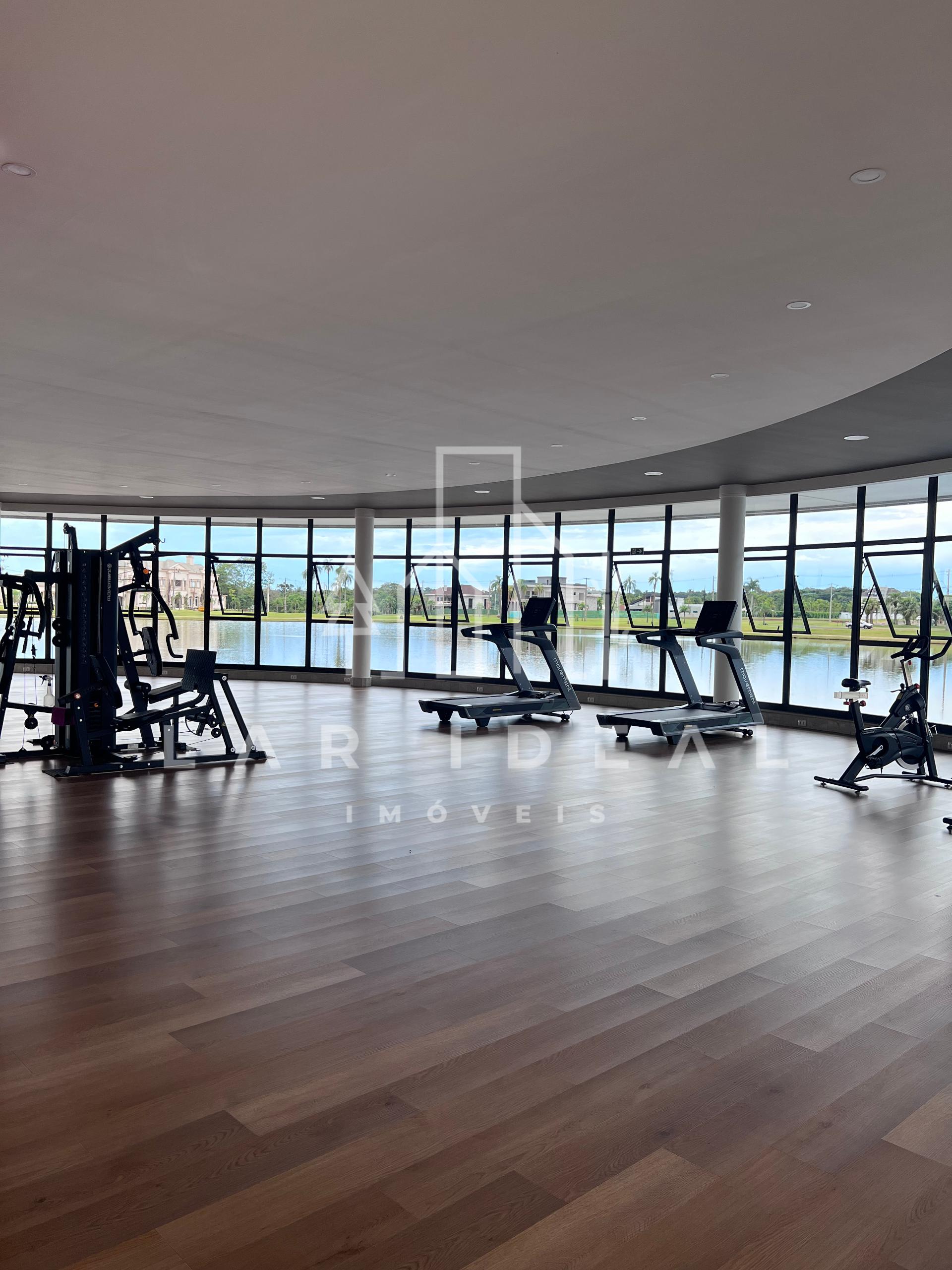Terreno de 500m  no Condomínio Royal Boulevard, com exclusividade e lazer completo