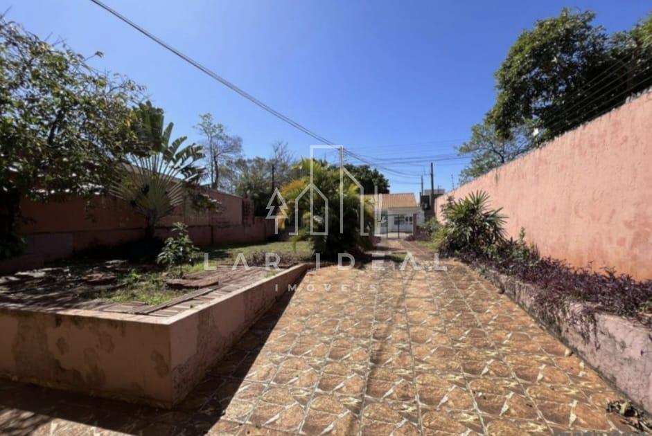 Casa, com amplo terreno no Jardim Karla, FOZ DO IGUACU - PR