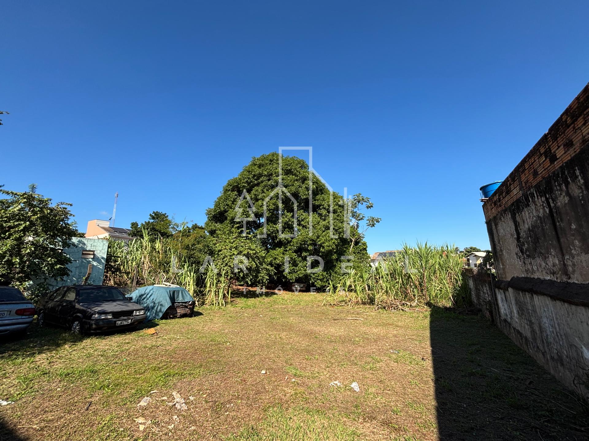 Sala Comercial à Venda na República Argentina em terreno de 1.674 m² em Foz