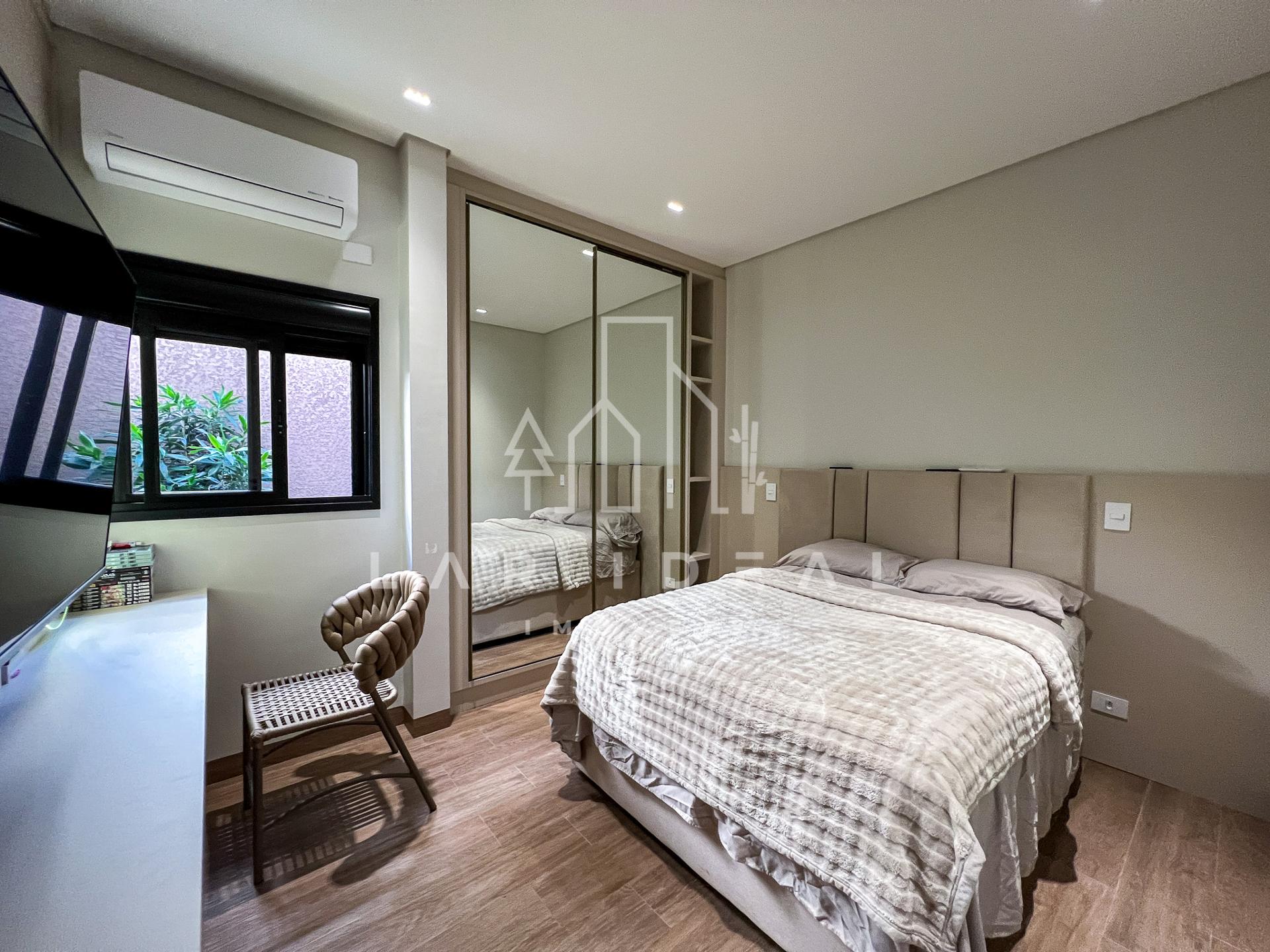 Magnífica Casa Mobiliada no Condomínio Safira com 03 Suítes