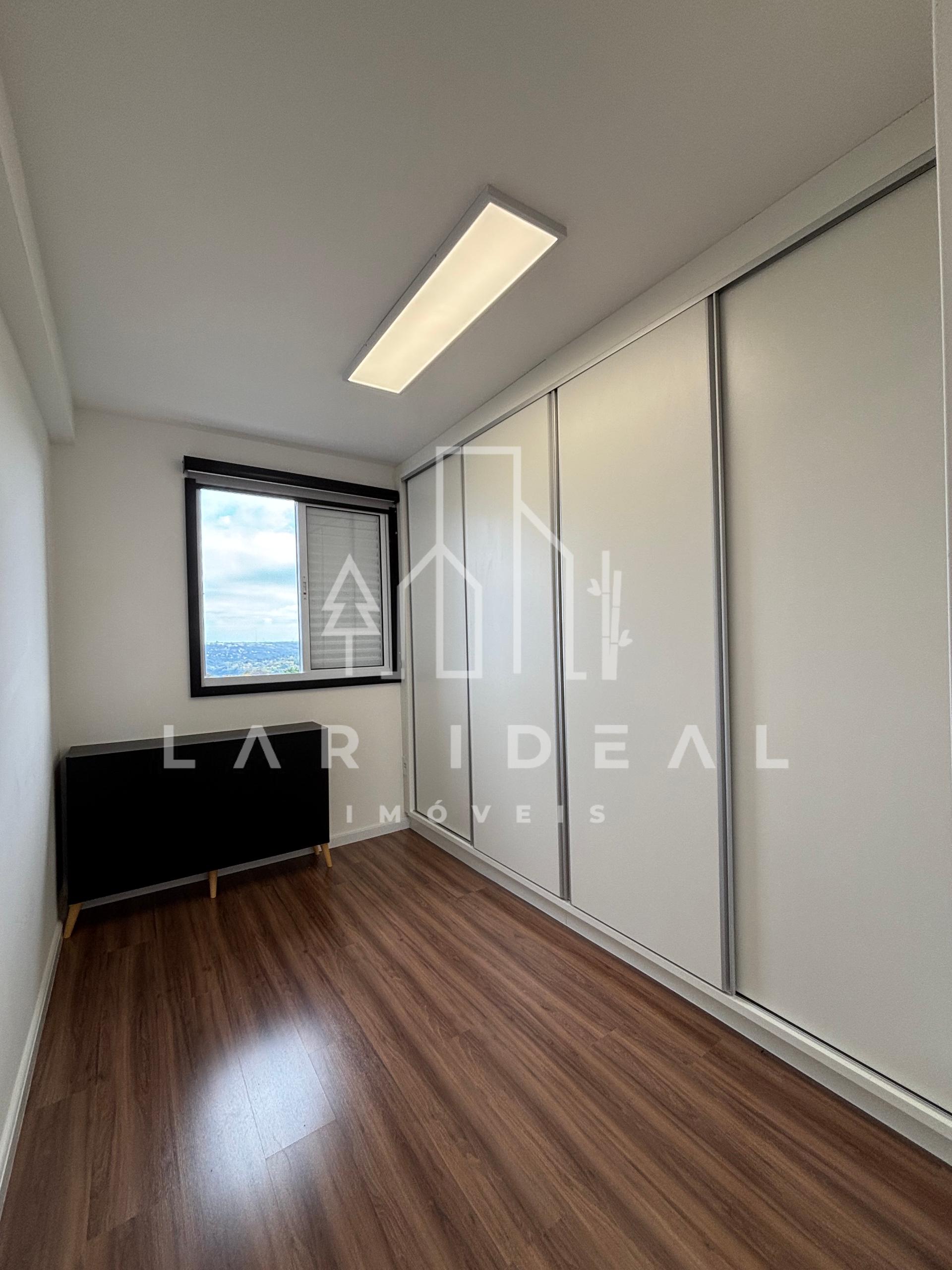 Apartamento novo semimobiliado à venda no Royal Legacy na Vila Yolanda em Foz