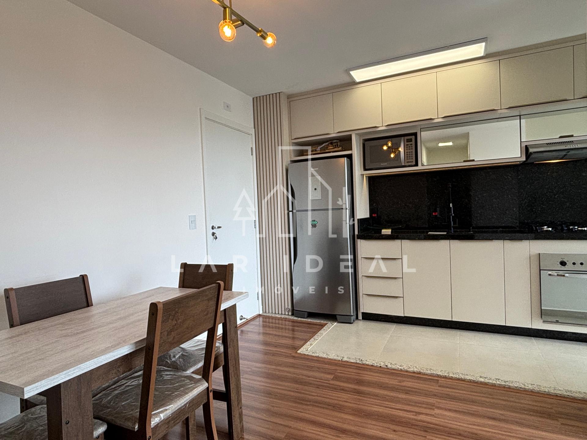 Apartamento novo semimobiliado à venda no Royal Legacy na Vila Yolanda em Foz