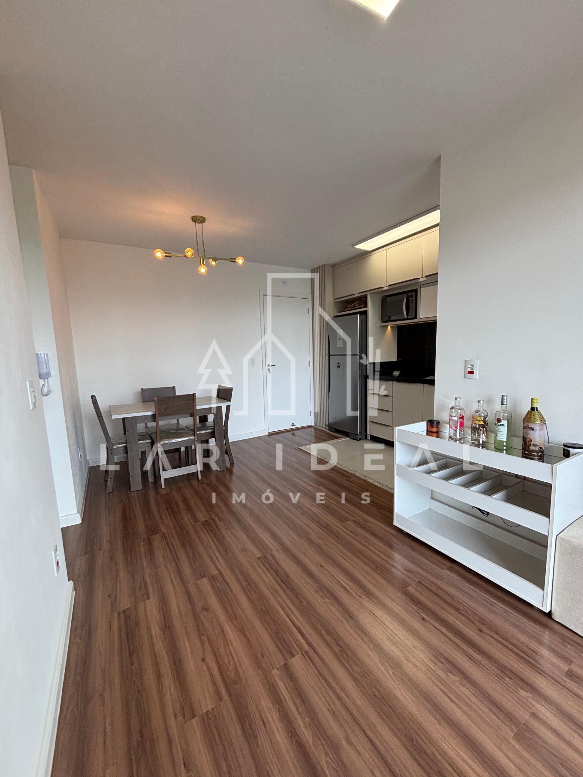 Apartamento novo semimobiliado à venda no Royal Legacy na Vila Yolanda em Foz