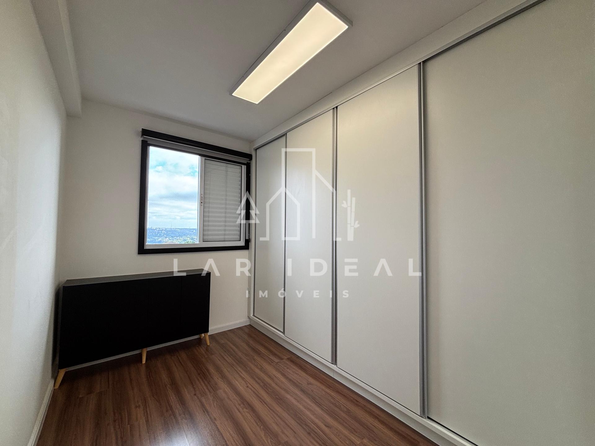Apartamento novo semimobiliado à venda no Royal Legacy na Vila Yolanda em Foz