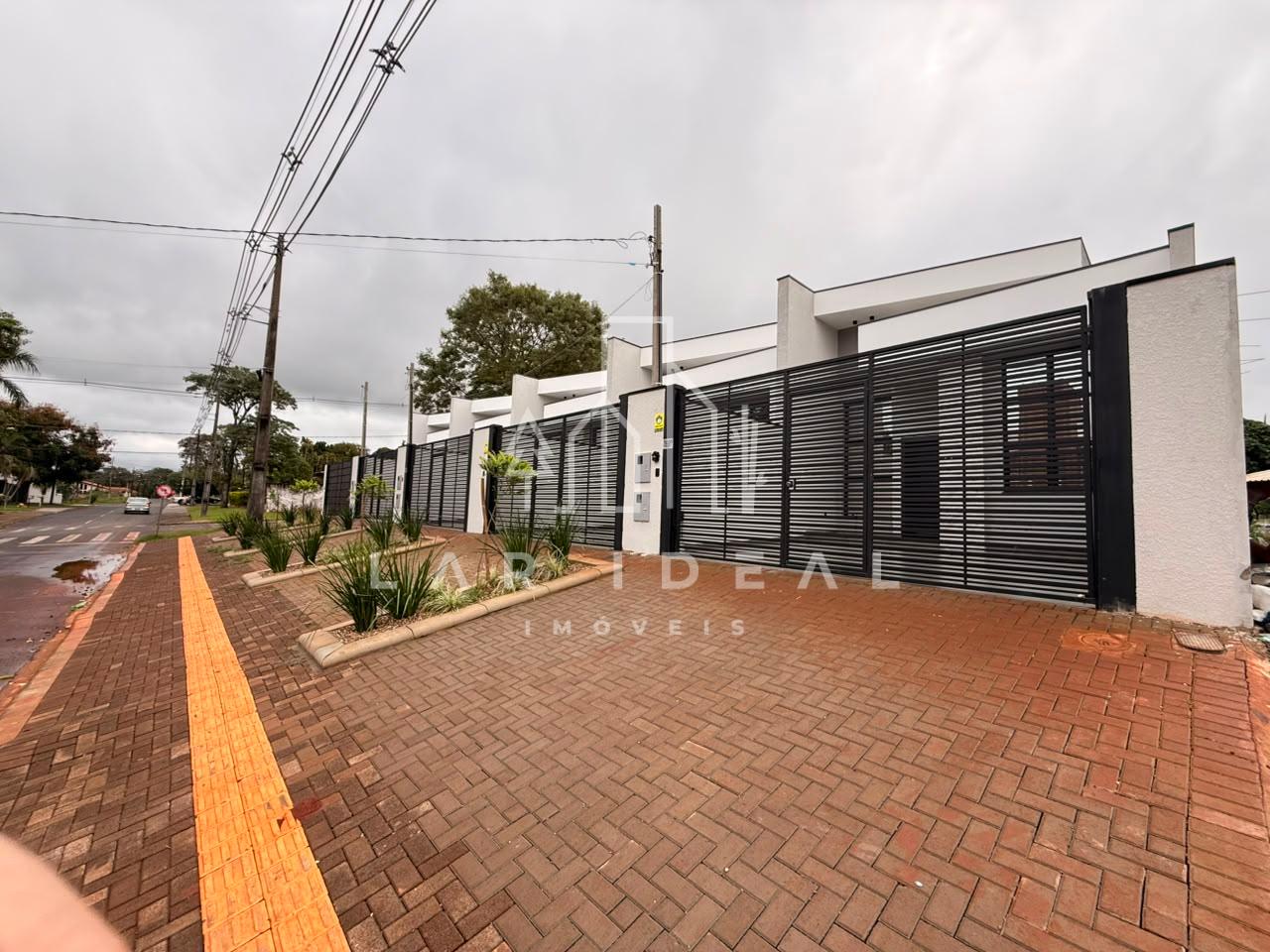Casa com 75m² com suíte mais três quartos a venda na vila yolanda