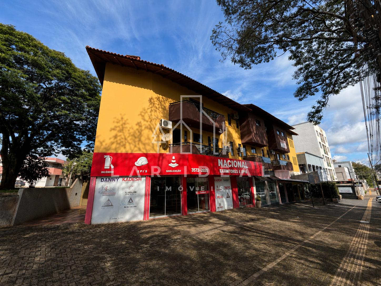 Prédio comercial à venda em Foz do Iguaçu na Vila Maracanã