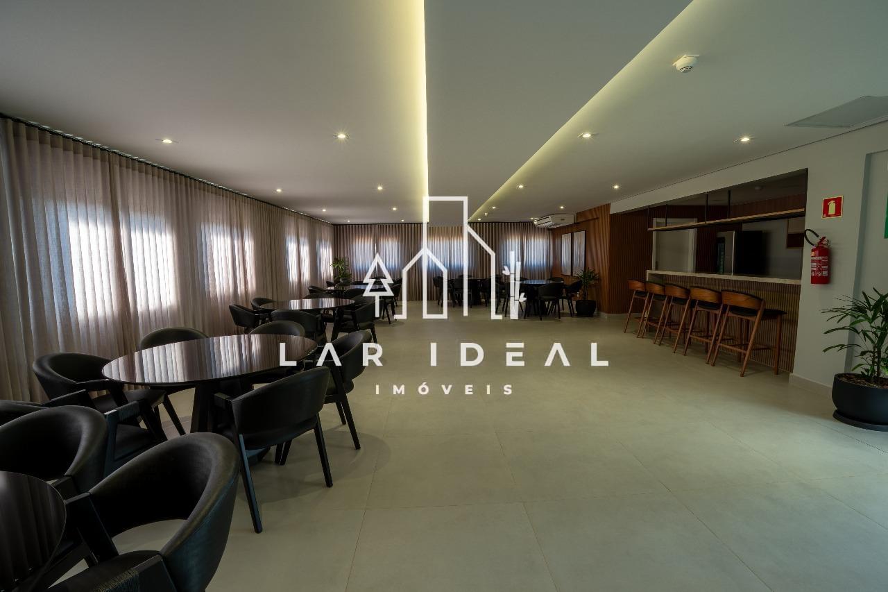 Apartamento semimobiliado para Airbnb à venda no condomínio Royal Legacy em Foz