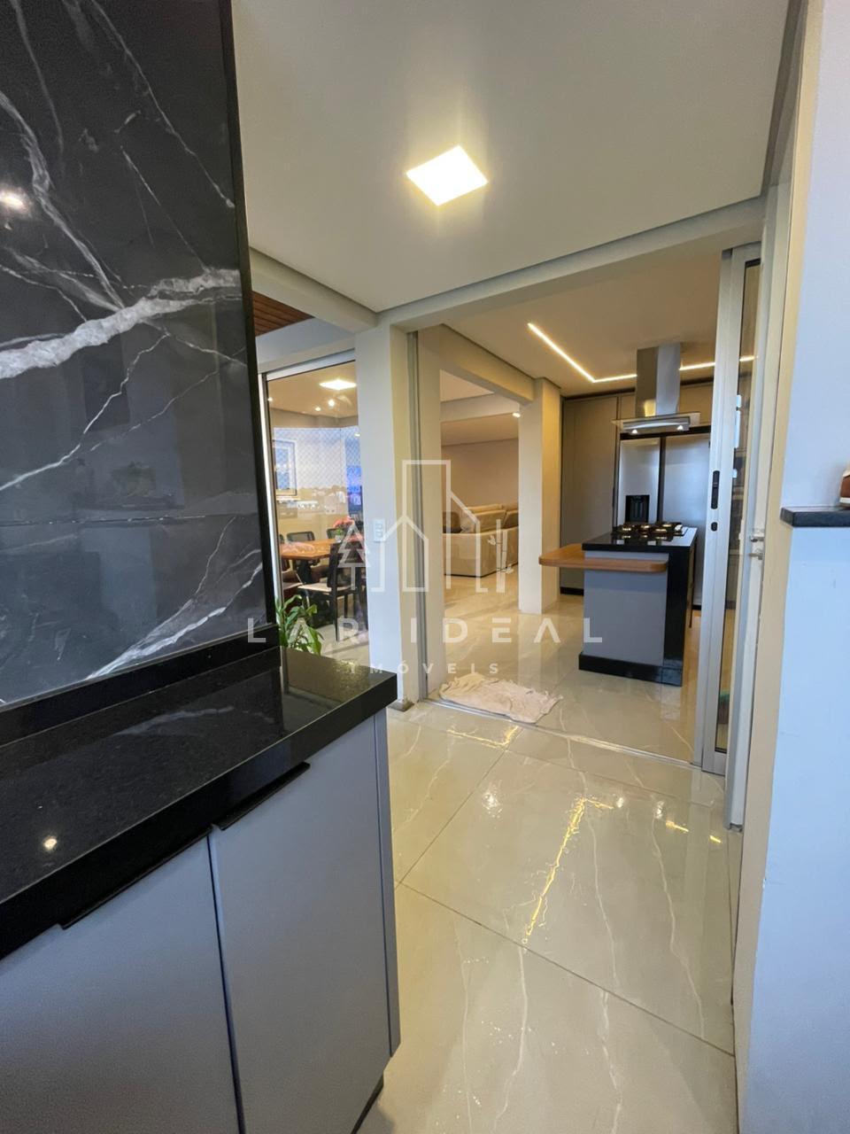 Apartamento de alto padrão totalmente mobiliado no Residencial Vivaldi, com 1 suite e 2 quartos