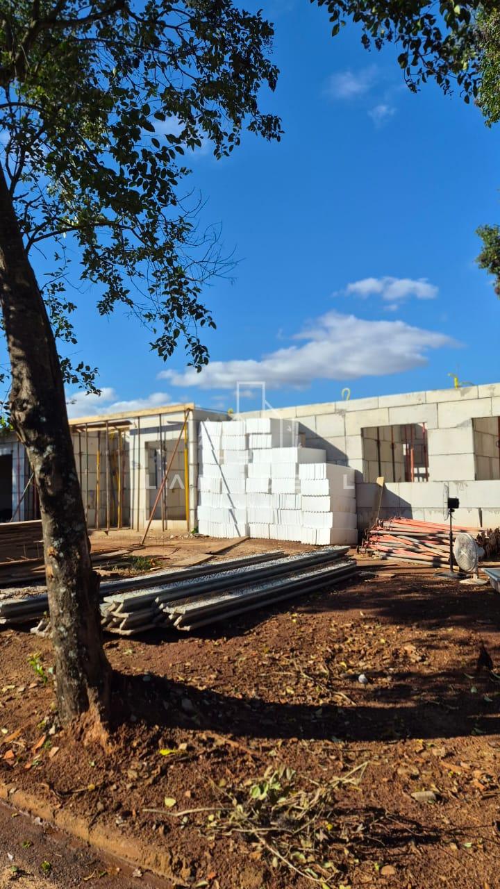 Casa com 02 quartos em Construção no Jardim Novo Horizonte