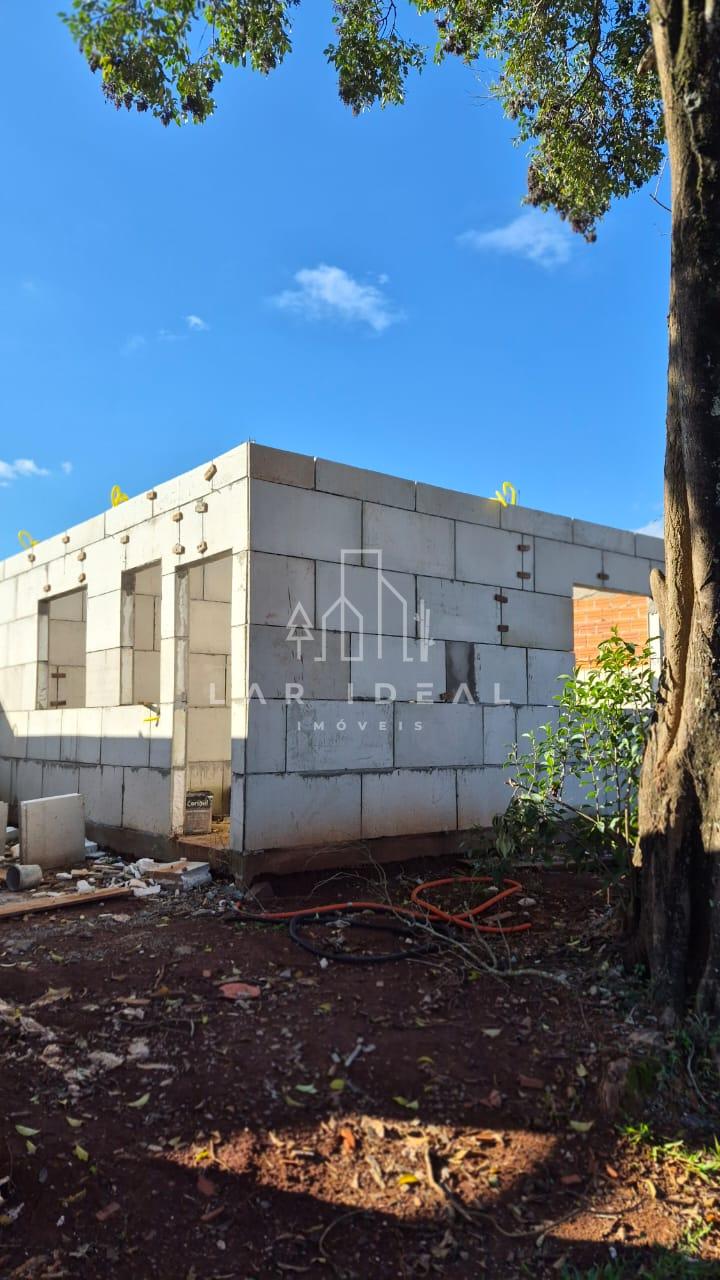 Casa com 02 quartos em Construção no Jardim Novo Horizonte