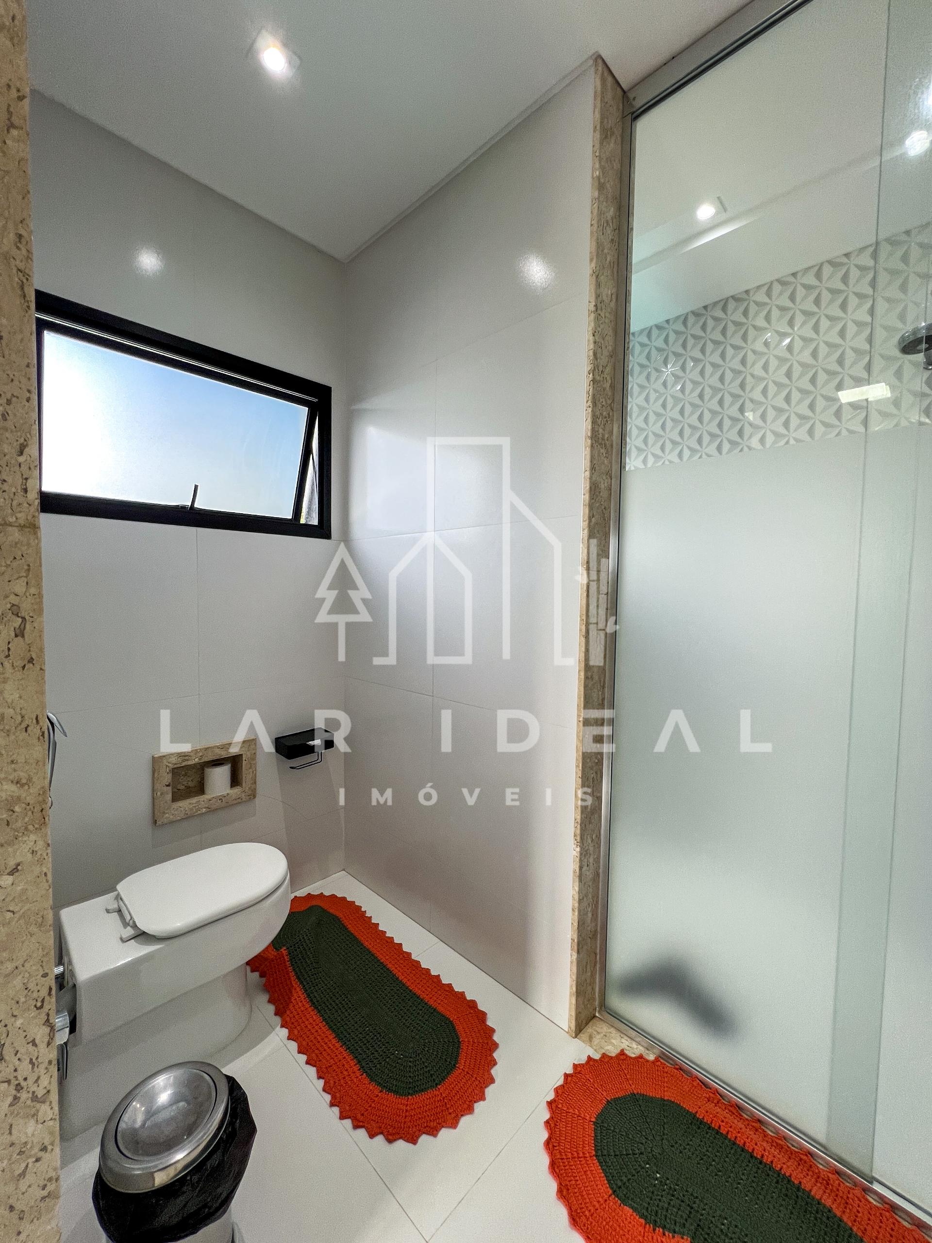 Sobrado de Luxo no Cond. Terras Alpha II, mobiliado, com 3 suites, área gourmet e piscina