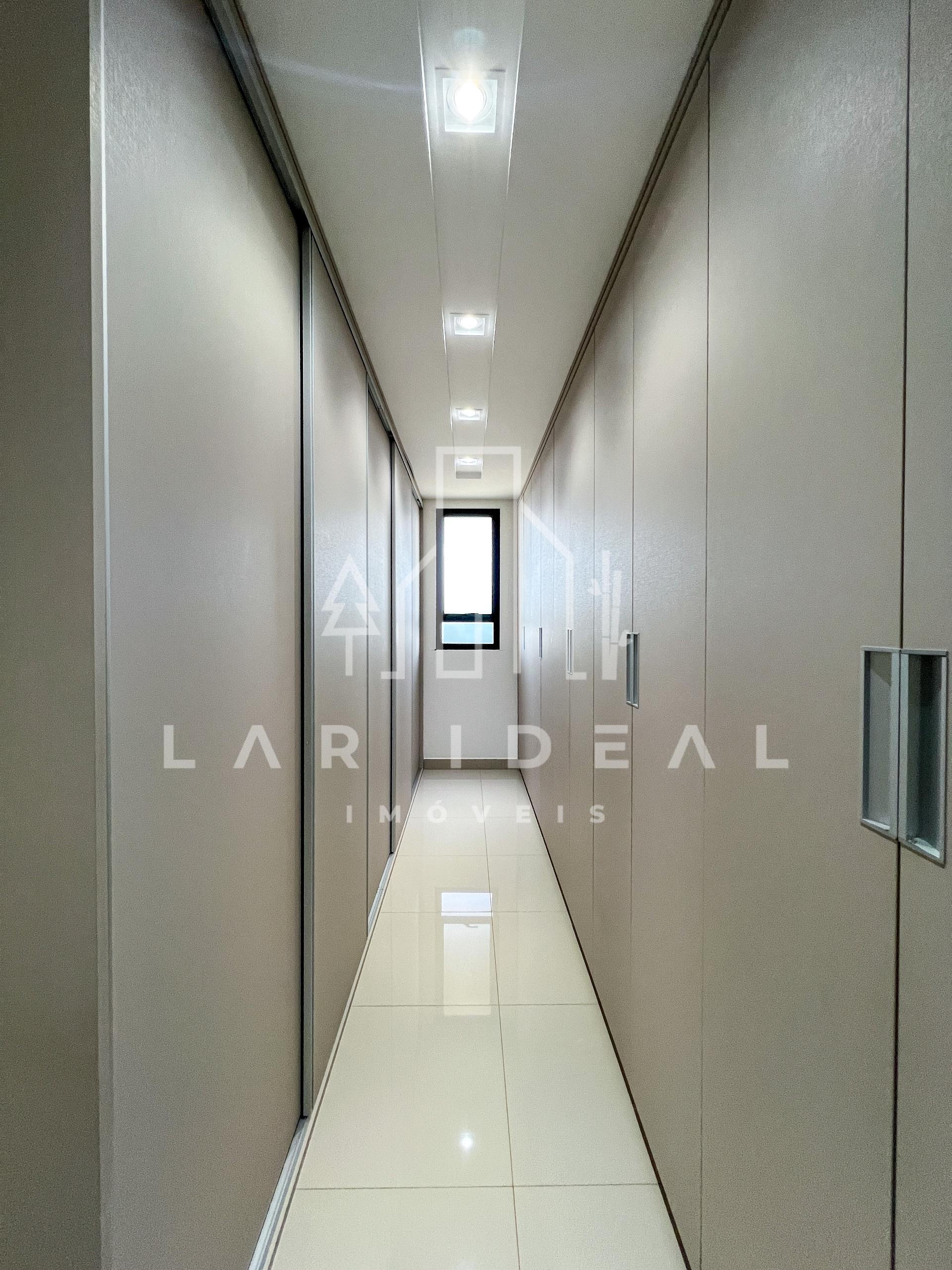 Sobrado de Luxo no Cond. Terras Alpha II, mobiliado, com 3 suites, área gourmet e piscina