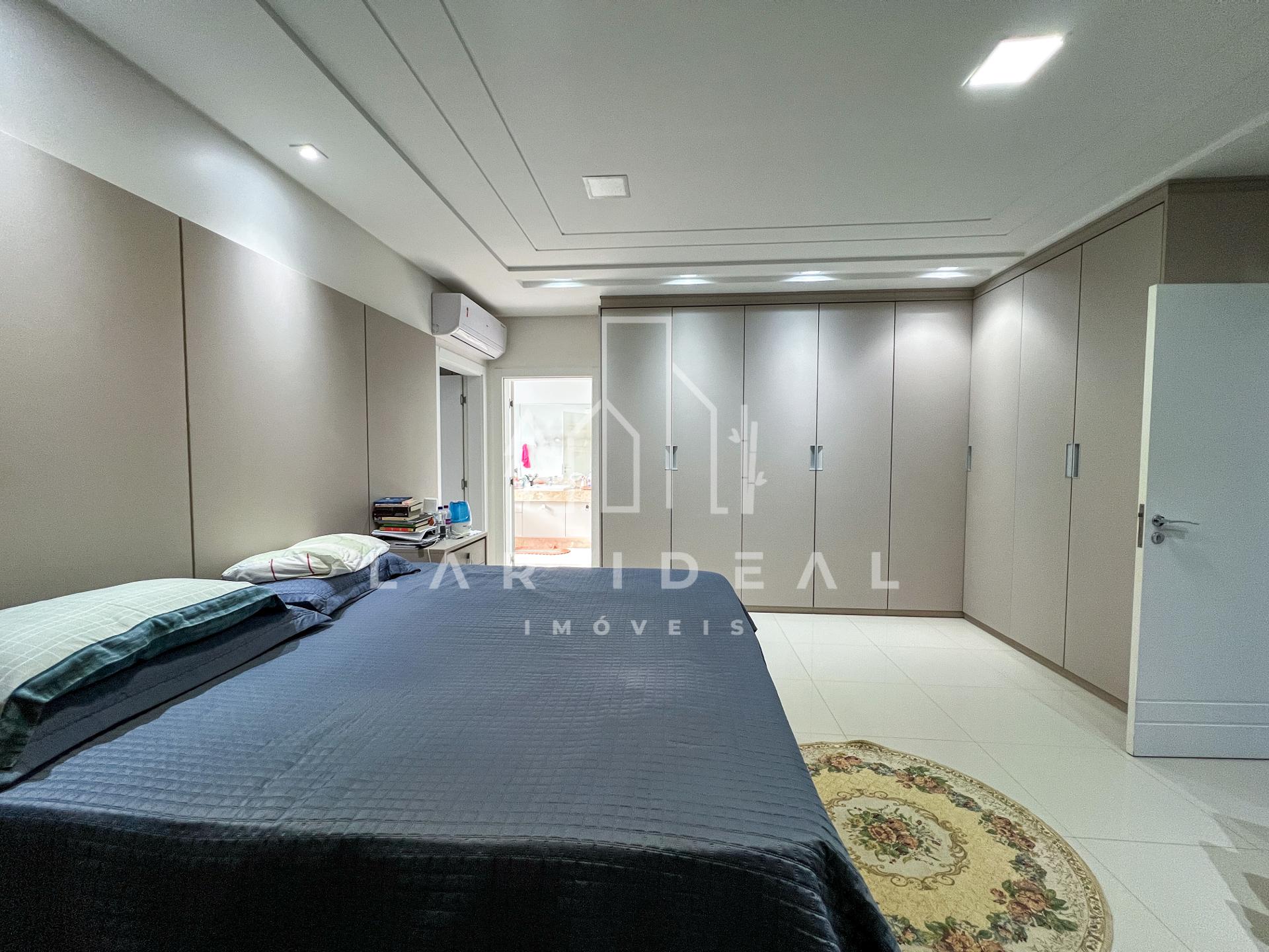 Sobrado de Luxo no Cond. Terras Alpha II, mobiliado, com 3 suites, área gourmet e piscina