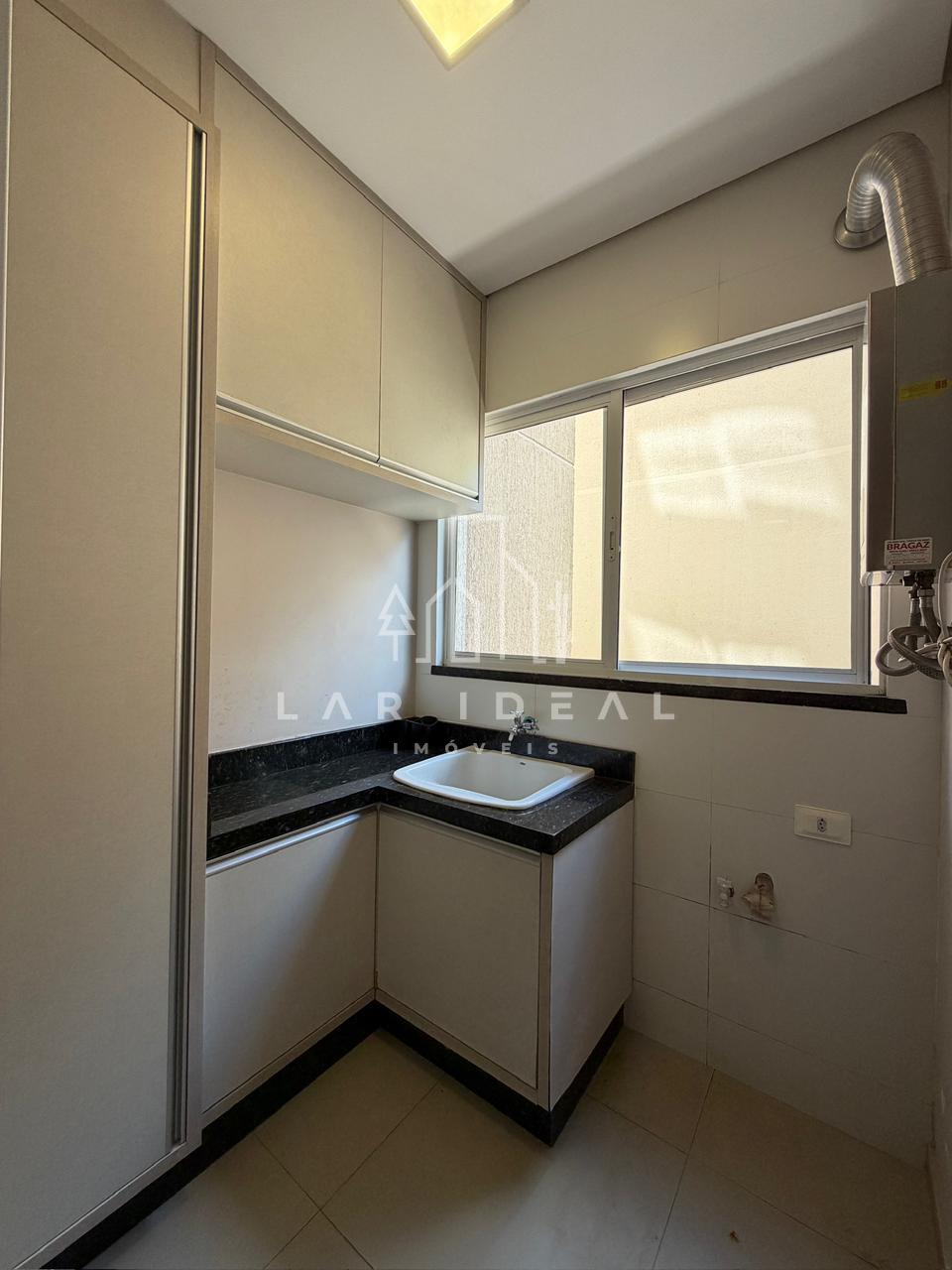 Apartamento com 1 sute master e um quarto venda no centro de Foz do Iguau