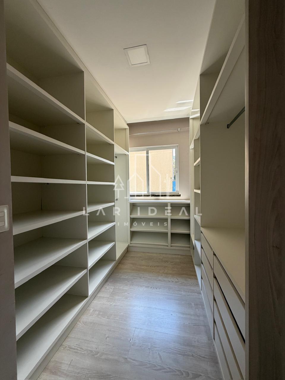 Apartamento com 1 sute master e um quarto venda no centro de Foz do Iguau