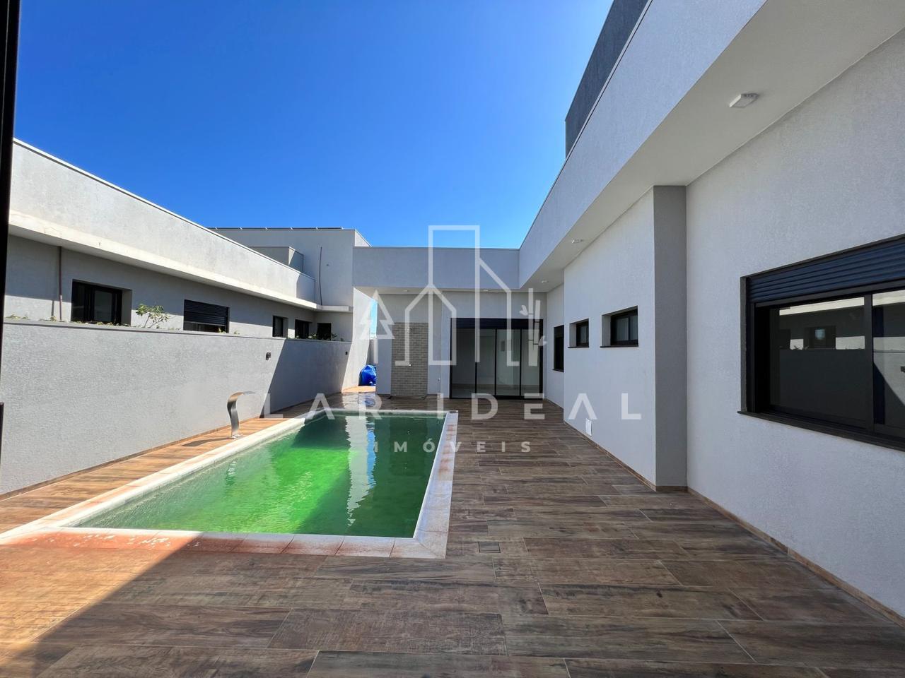 Casa de alto padrao no Condominio Vale Verde, com 3 suites, espaco gourmet e piscina