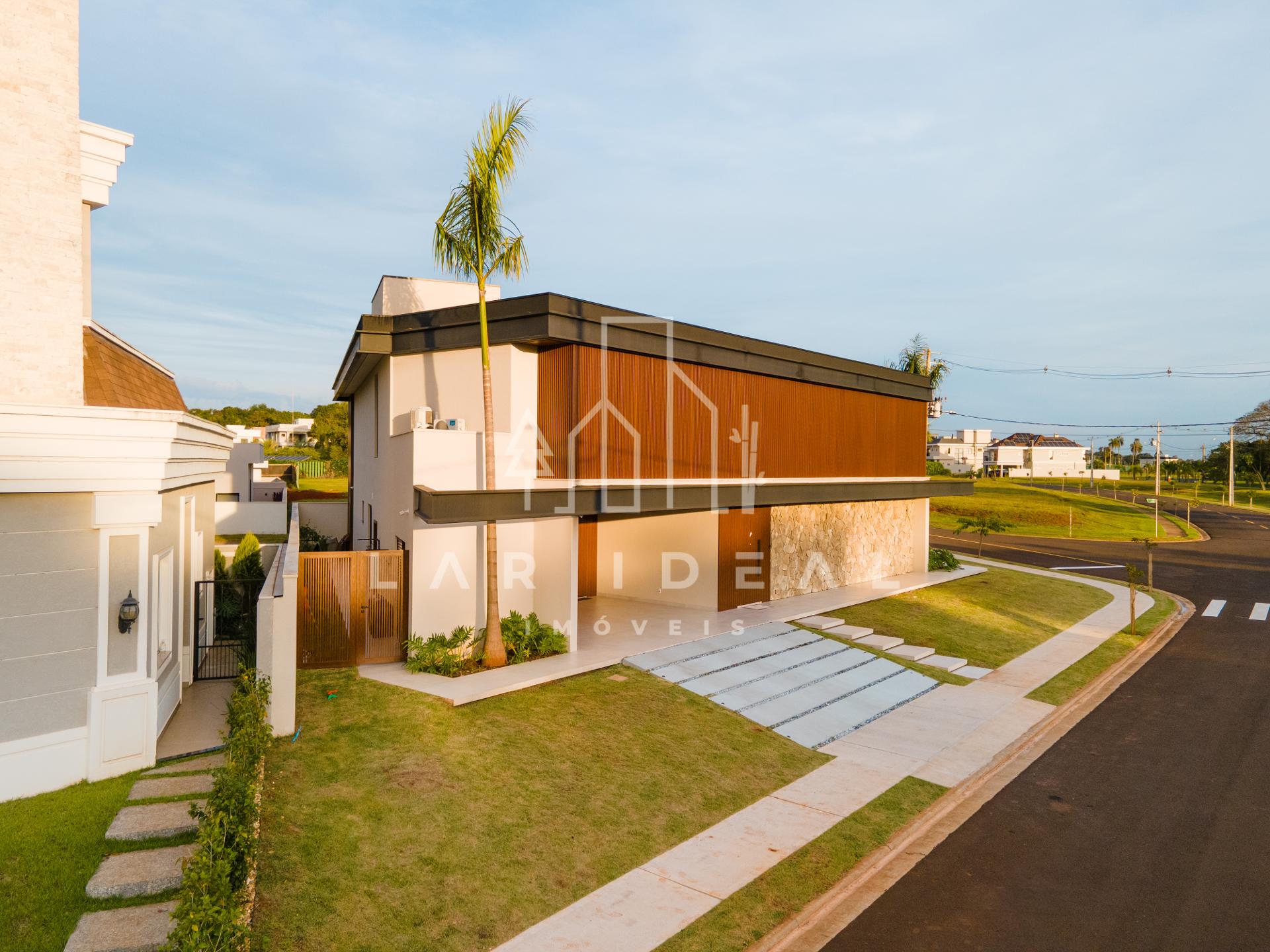 Sofisticação e Exclusividade em uma Residência Única no Cond. Royal Boulevard - Fase 2