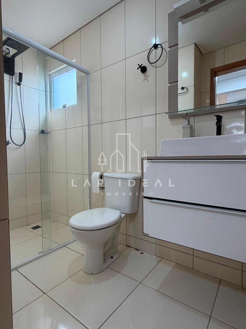 Apartamento pronto pra morar no Residencial Angatu, com 2 quartos e sacada com churrasqueira