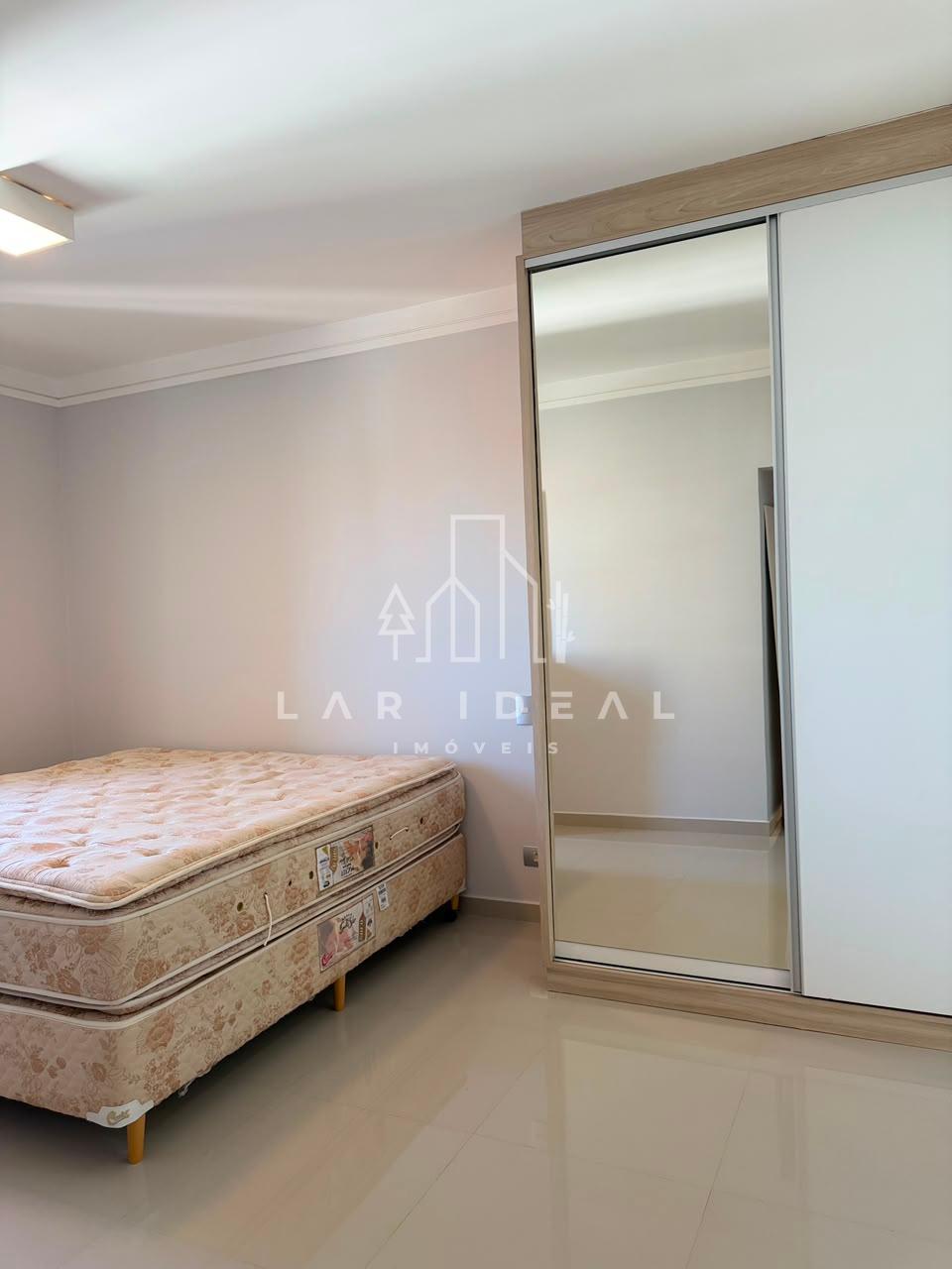 Apartamento Semimobiliado à venda no Edificio Maison Classic