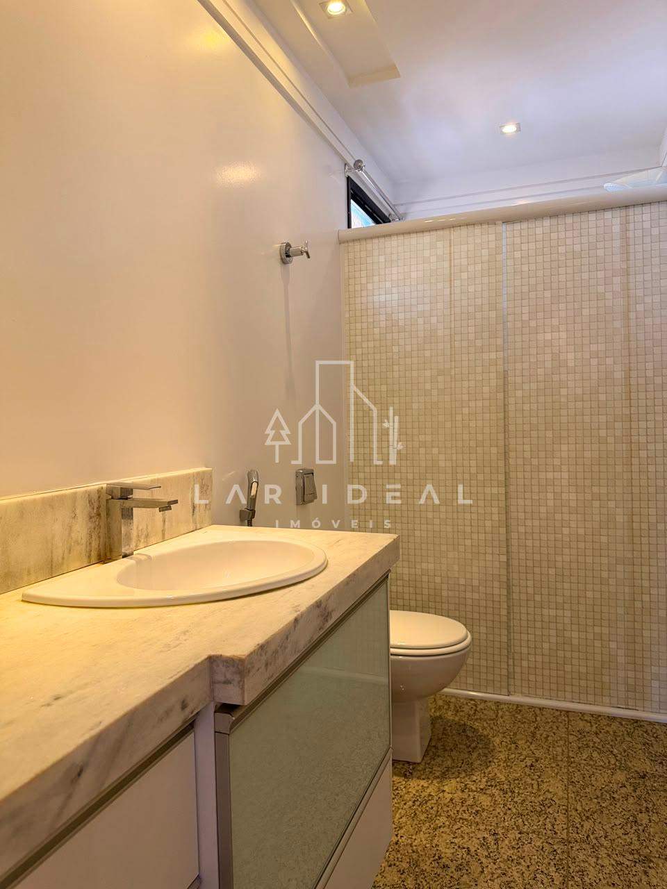 Apartamento Semimobiliado à venda no Edificio Maison Classic