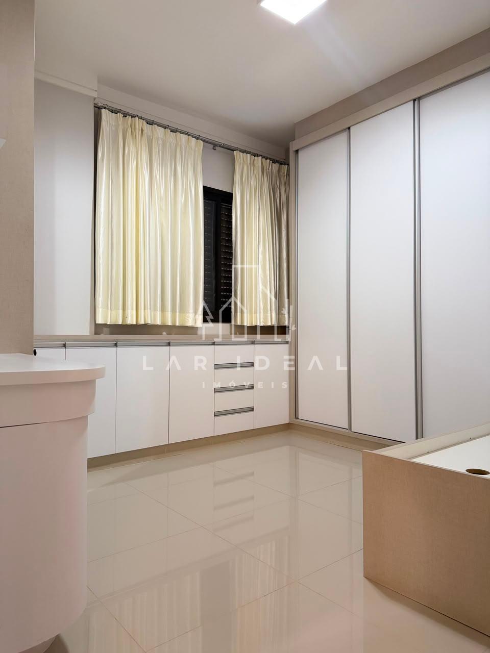 Apartamento Semimobiliado à venda no Edificio Maison Classic