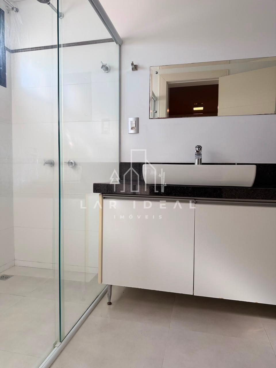 Apartamento Semimobiliado à venda no Edificio Maison Classic