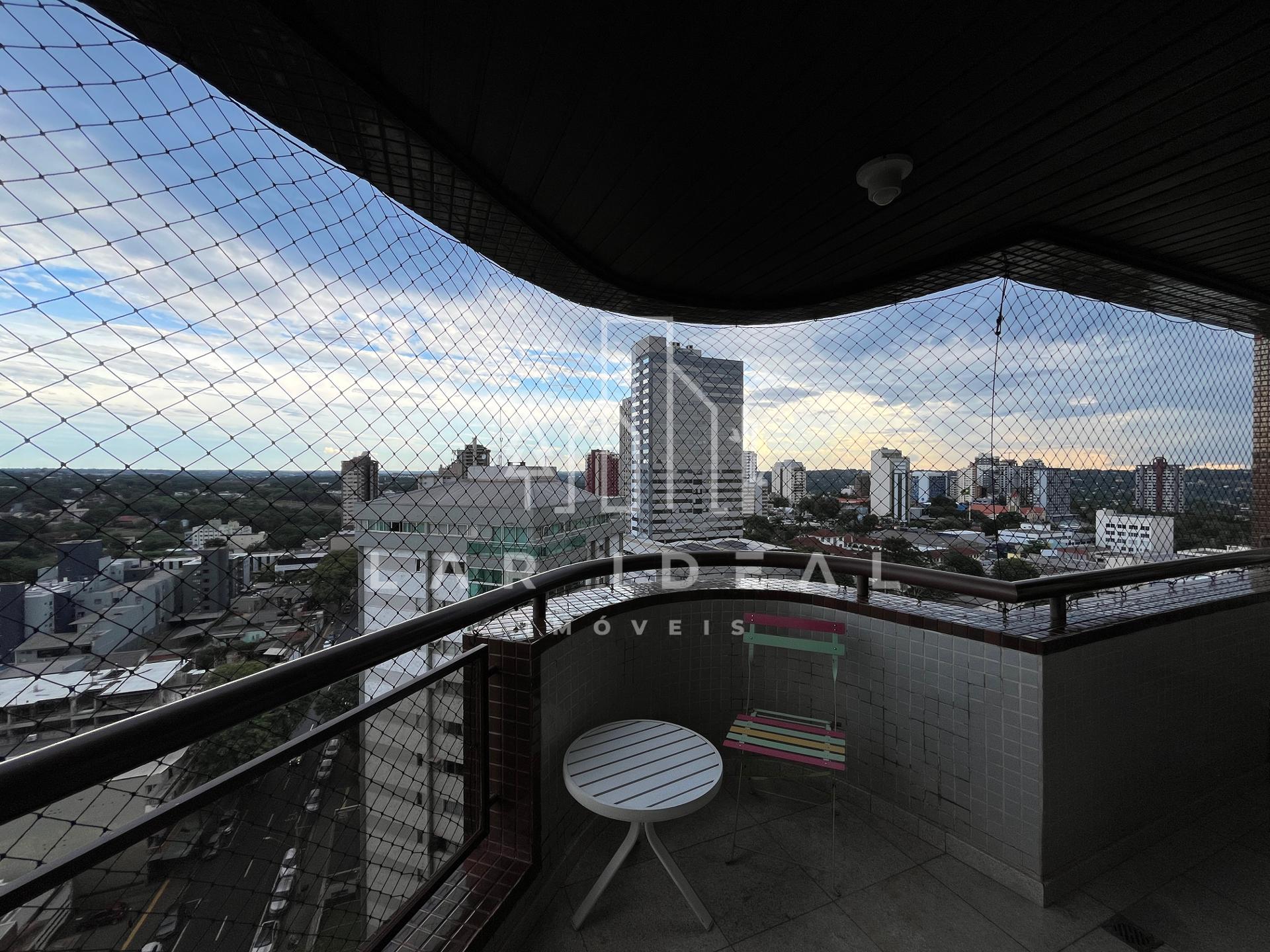 Apartamento Semimobiliado à venda no Edificio Maison Classic