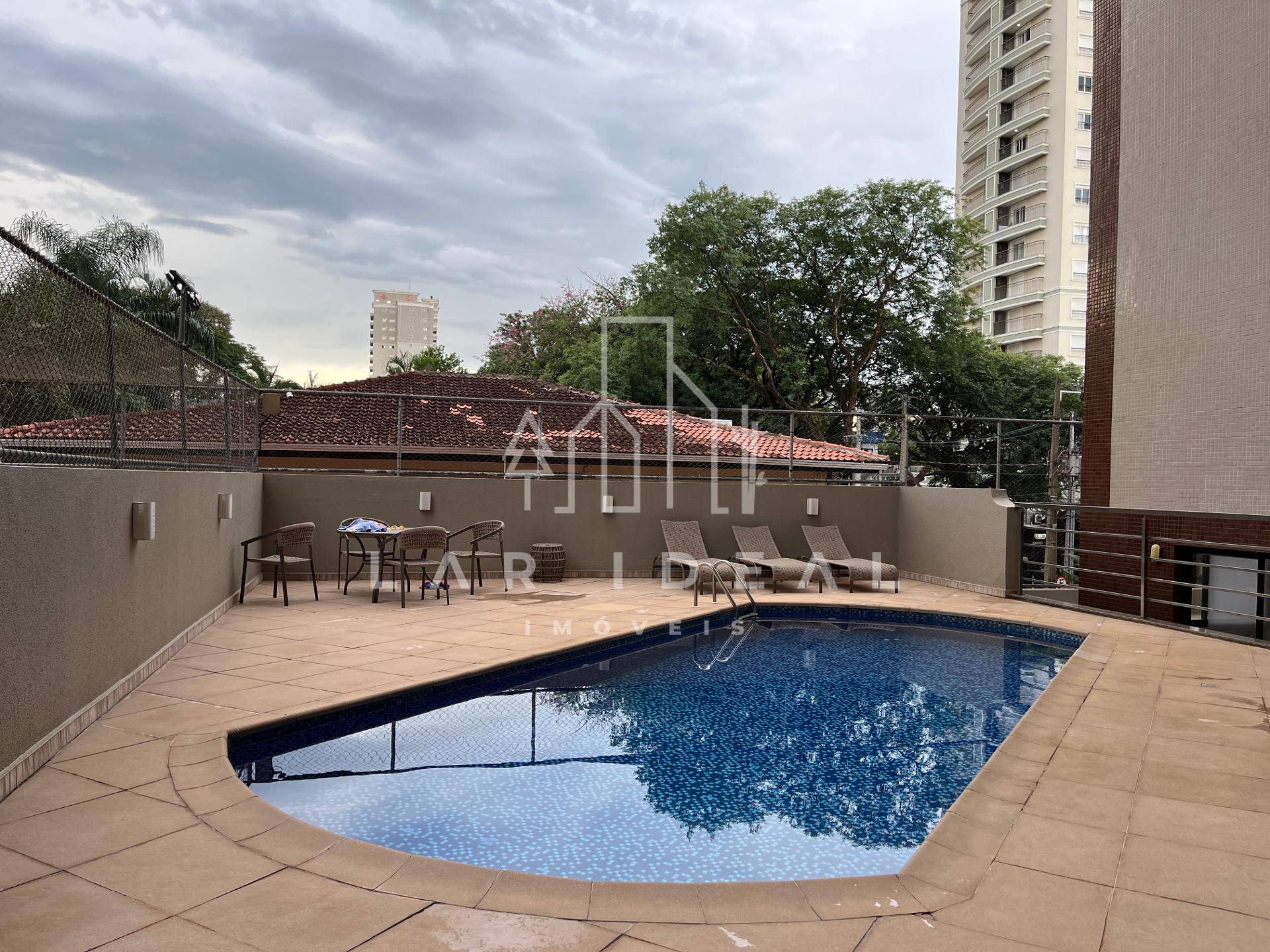 Apartamento Semimobiliado à venda no Edificio Maison Classic