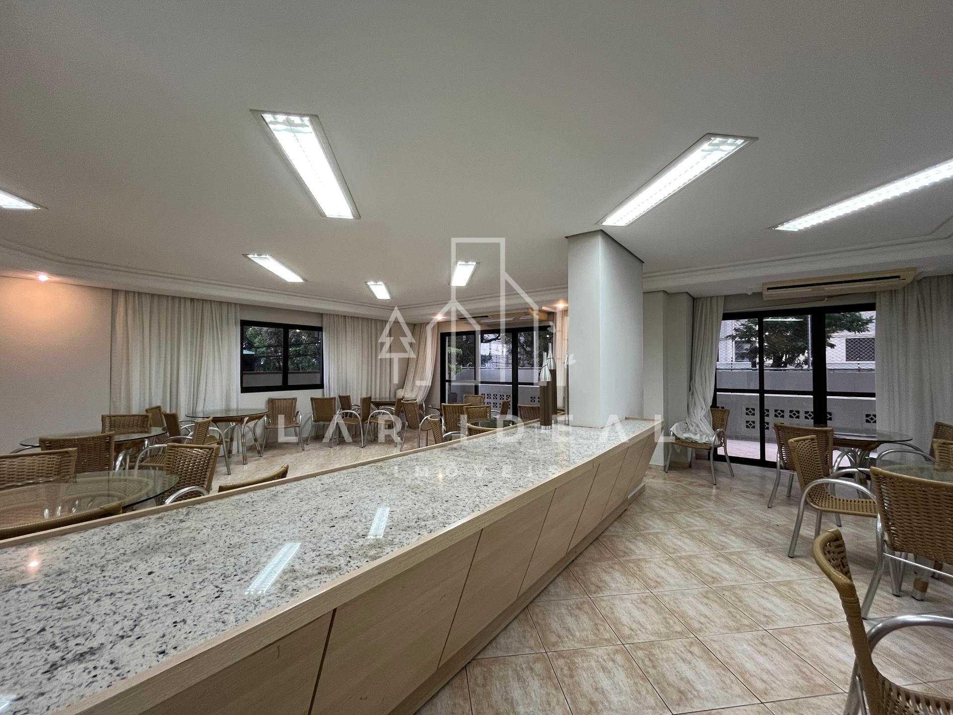 Apartamento Semimobiliado à venda no Edificio Maison Classic