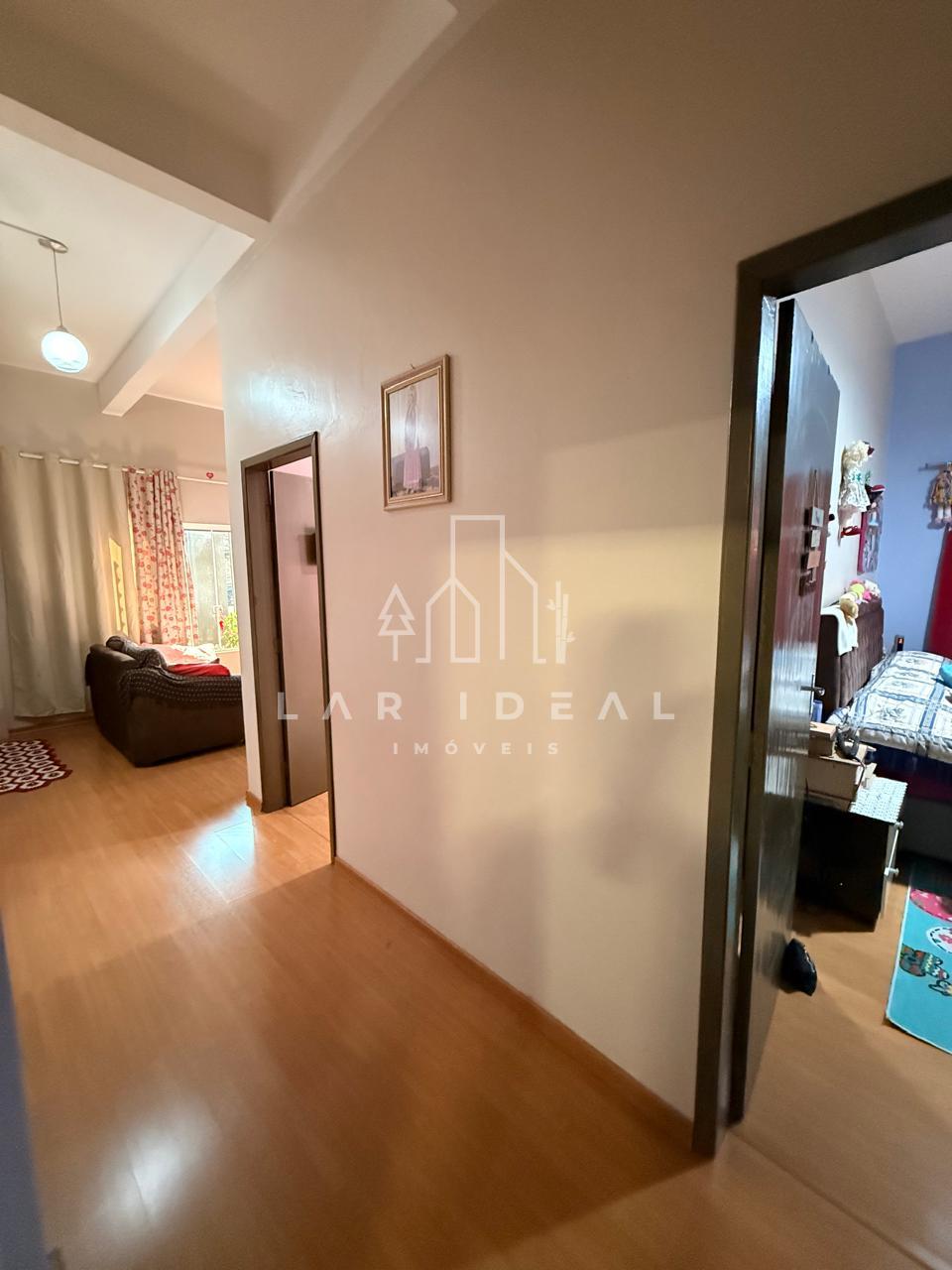 Sobrado Residencial e Comercial Semimobiliado com piscina e 5 dormitórios